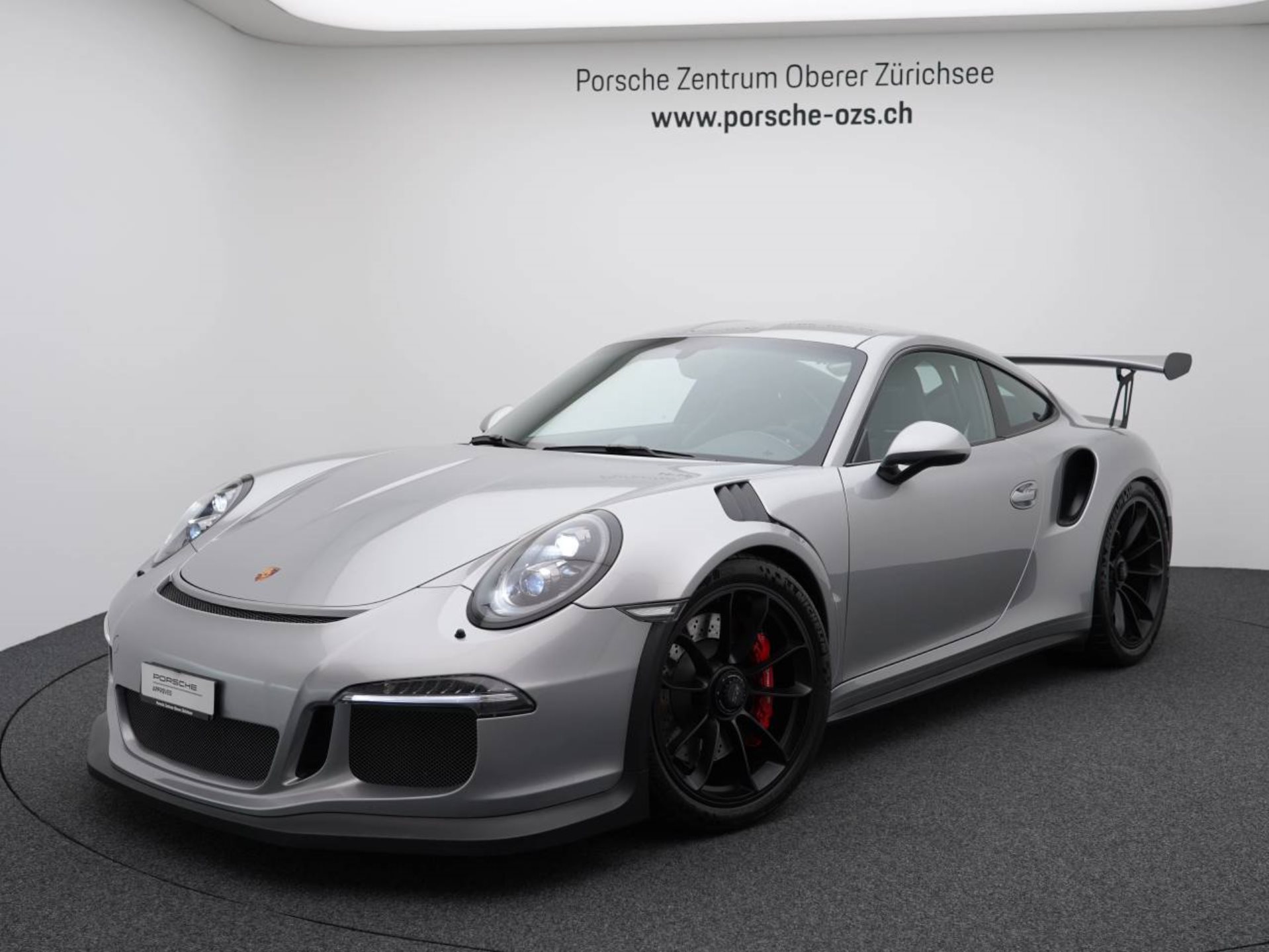 PORSCHE 911 GT3 RS