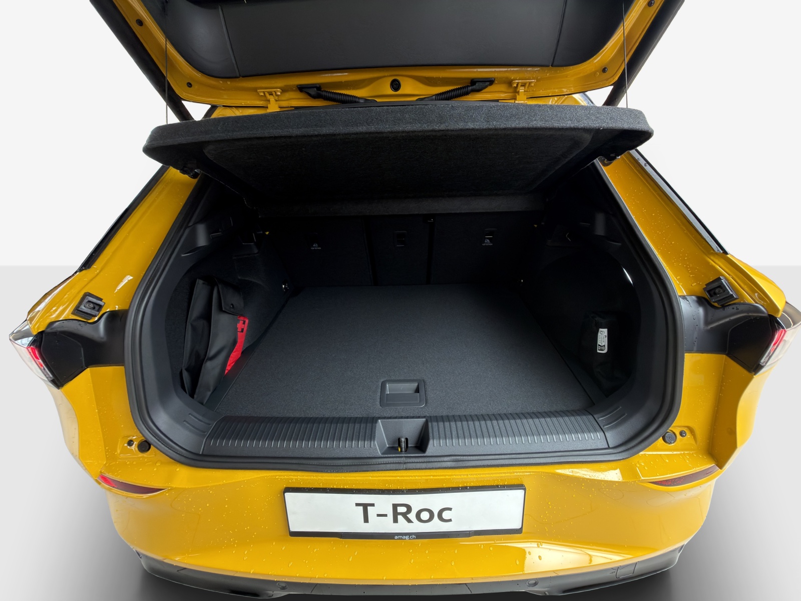 VW T-Roc 1.5 eTSI mHEV R-Line DSG-image-12