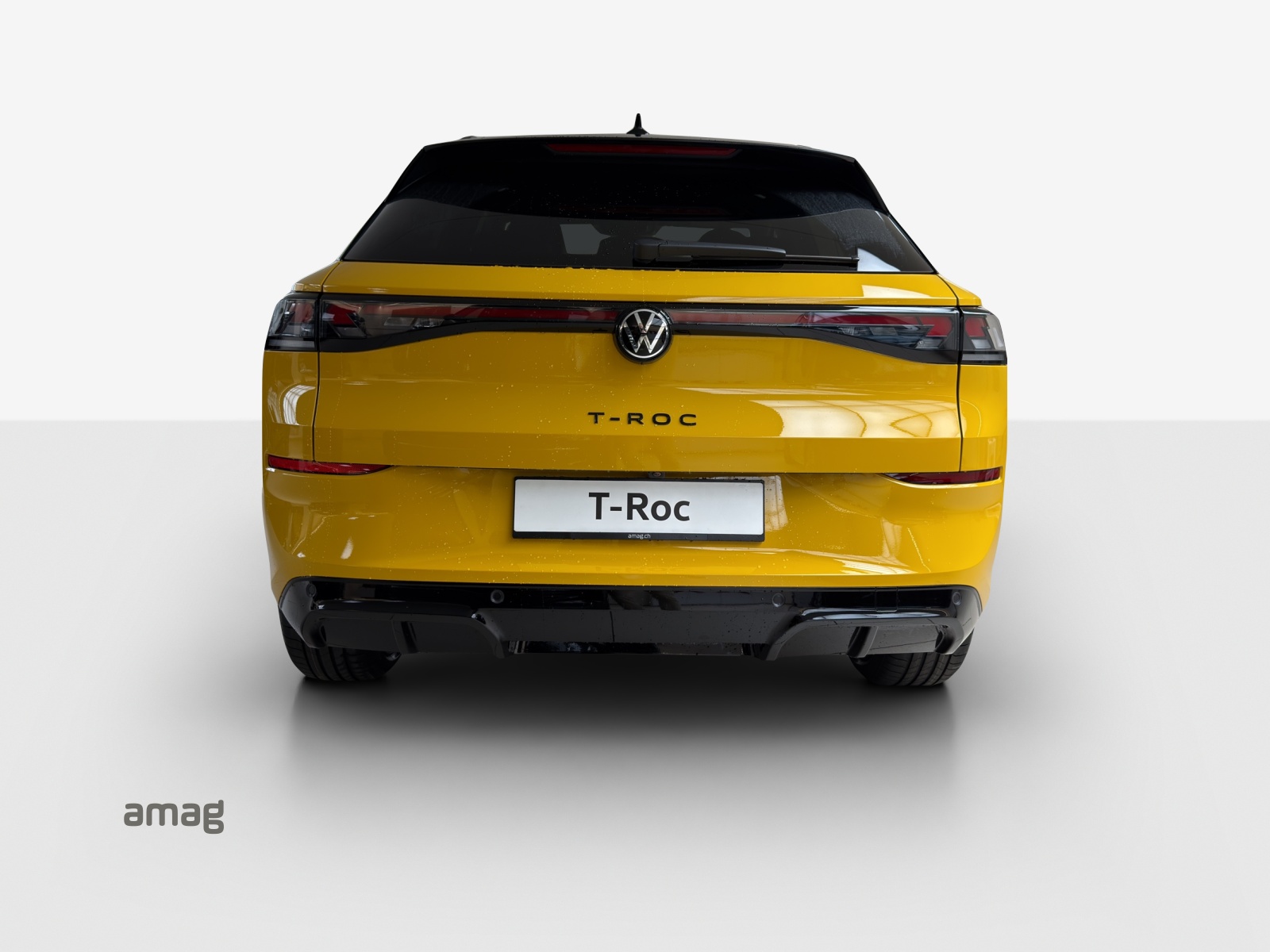 VW T-Roc 1.5 eTSI mHEV R-Line DSG-showroom-element-3
