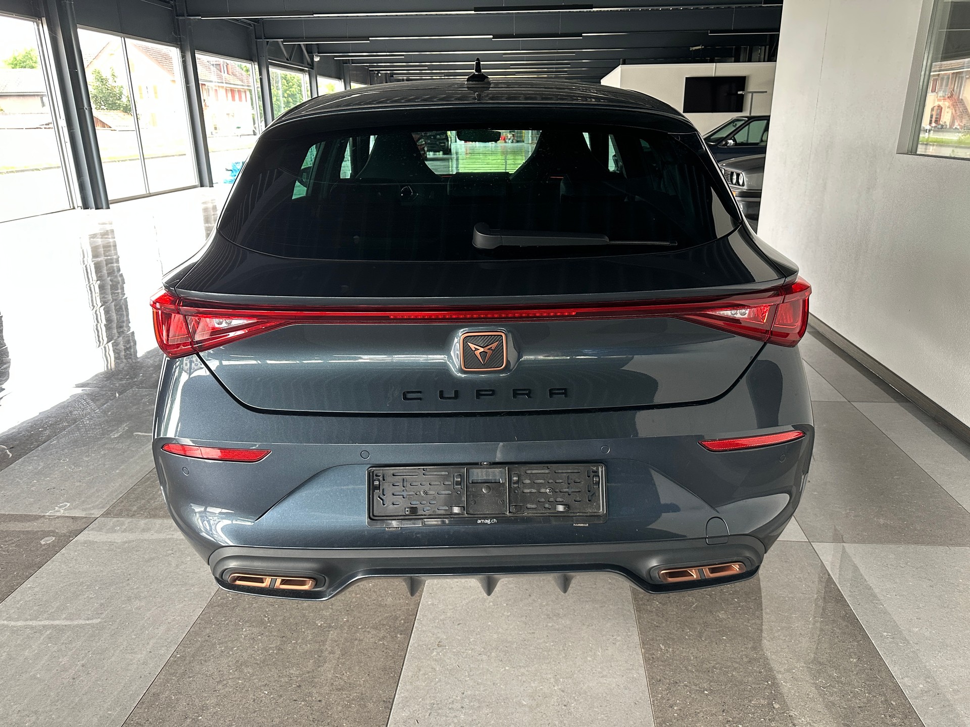 CUPRA LEON 1.4 e-HYBRID pHEV VZ DSG-image-2