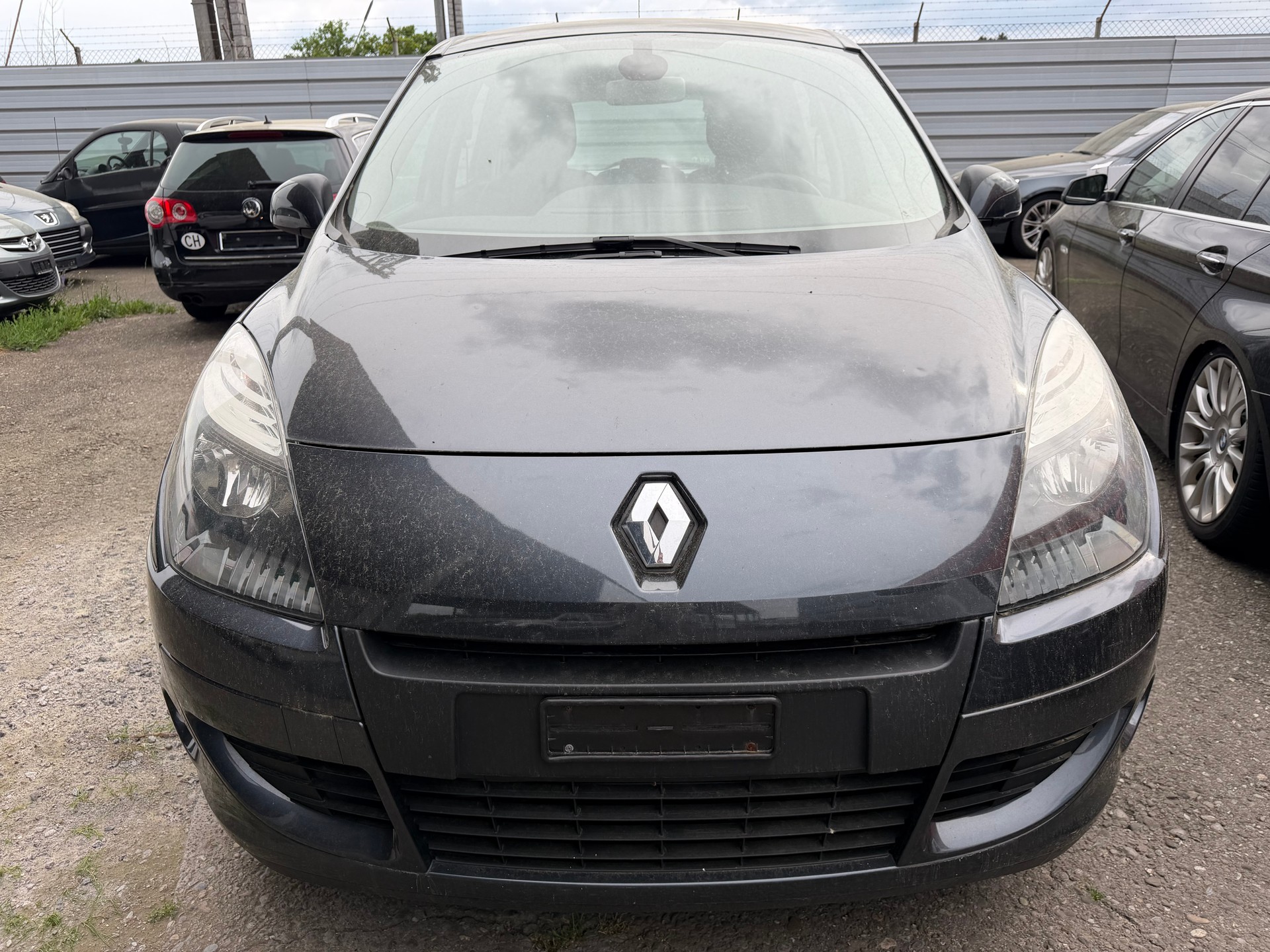 RENAULT Scénic 1.4 16V Turbo Dynamique