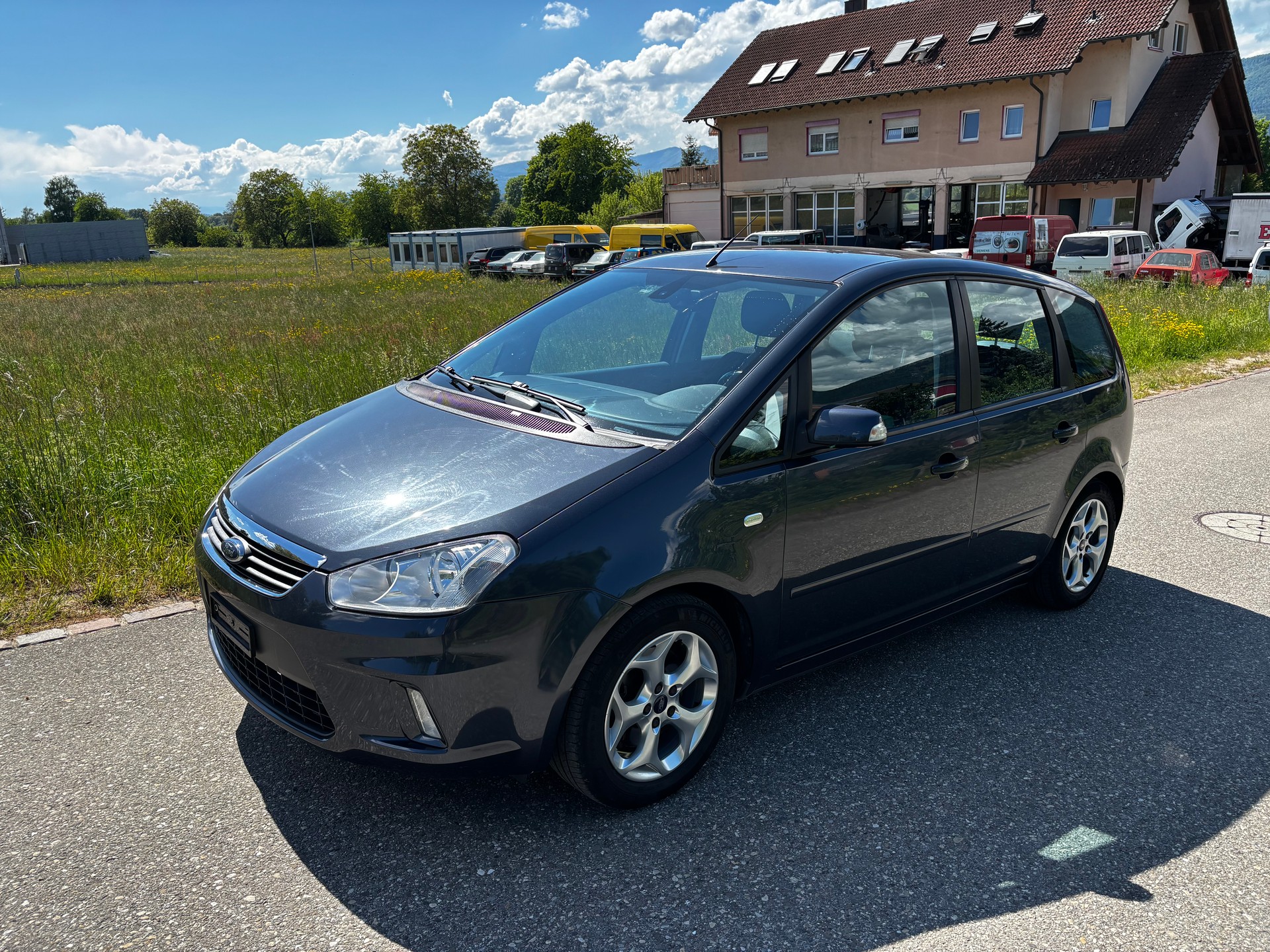 FORD C-Max 2.0 16V Titanium Automatic-image-1