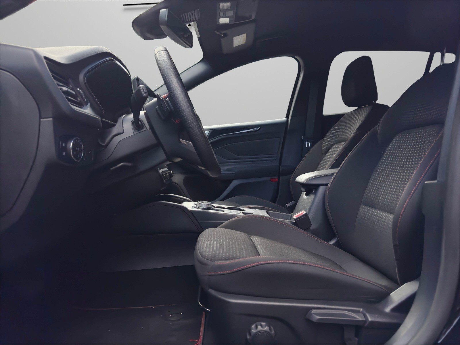 FORD Focus 1.5 TDCi ST-Line X Automatic-image-7