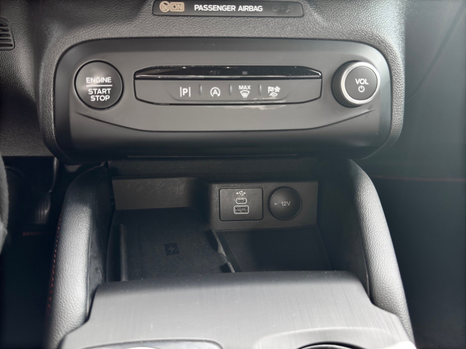 FORD Focus 1.5 TDCi ST-Line X Automatic-image-15