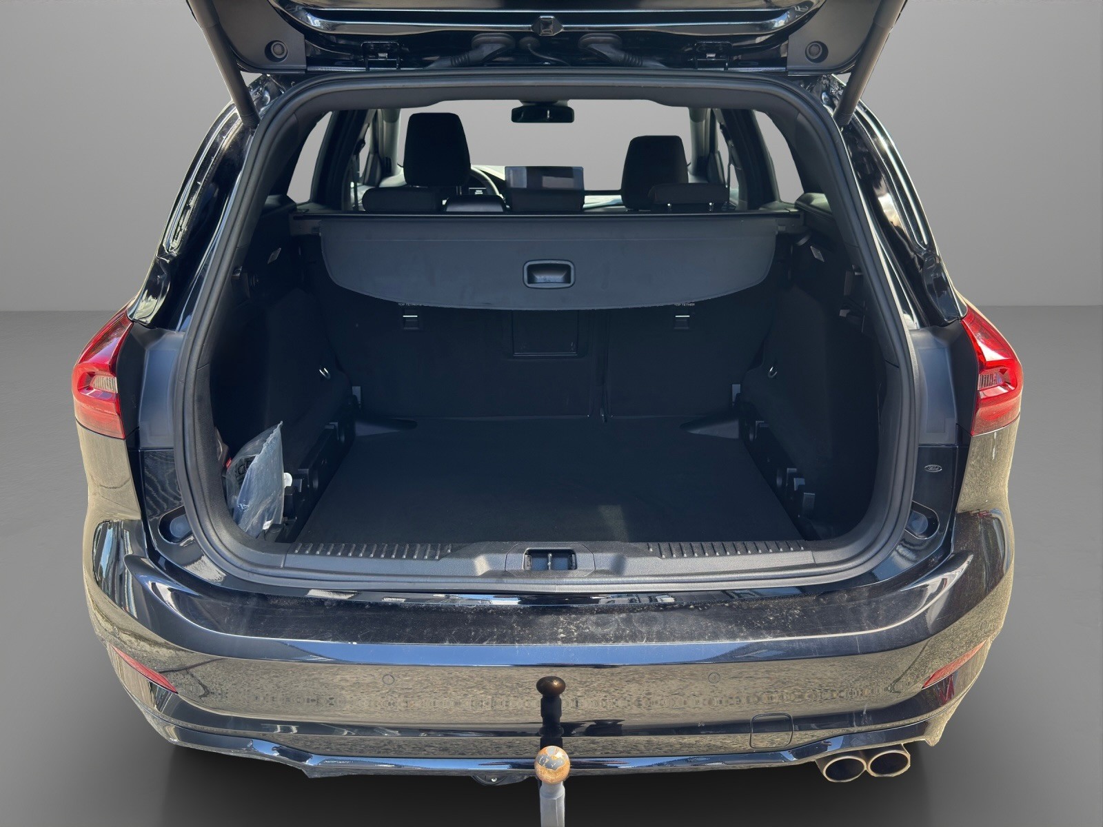 FORD Focus 1.5 TDCi ST-Line X Automatic-image-11