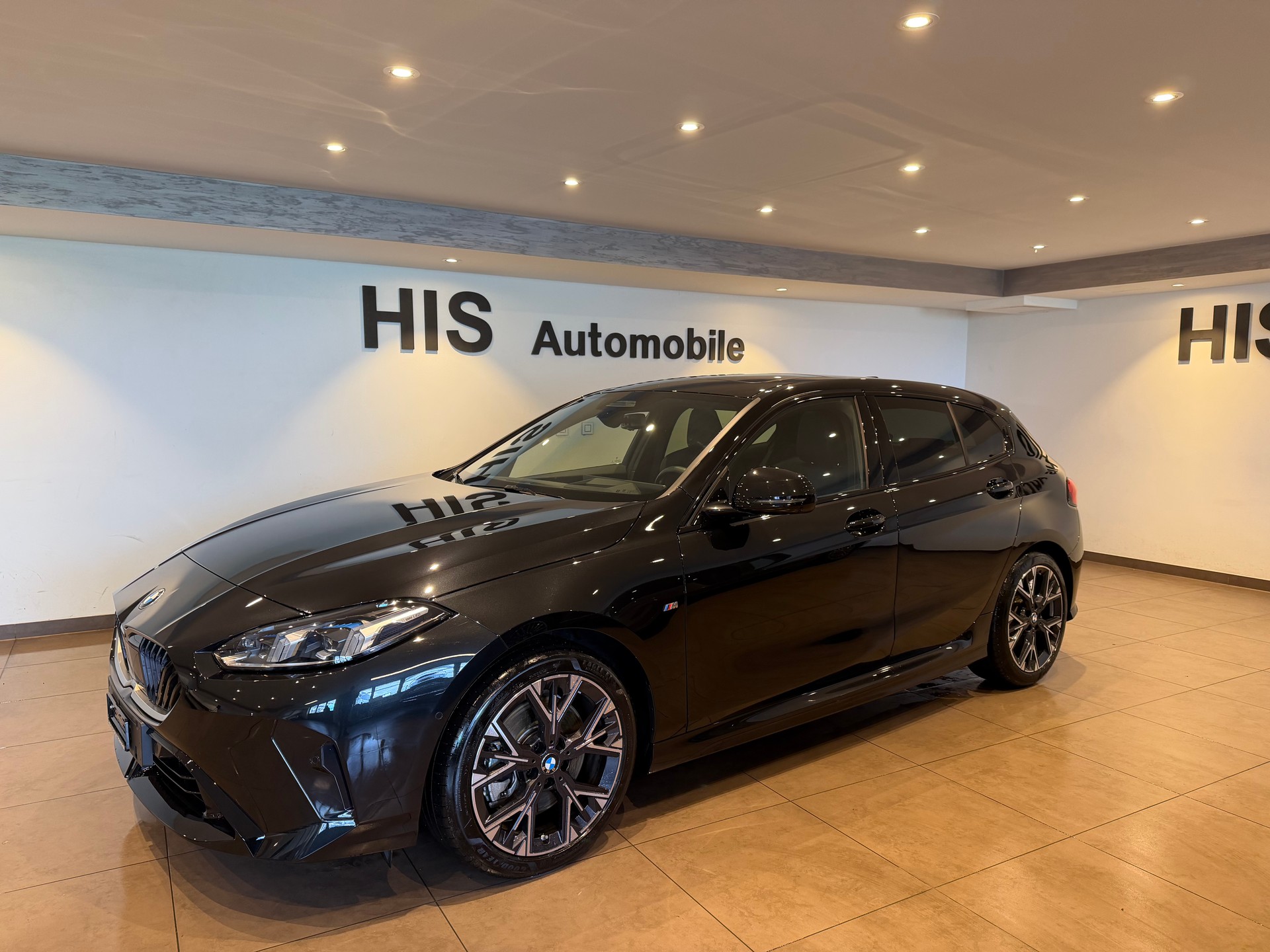 BMW 123 xDrive M Sport-showroom-element-1