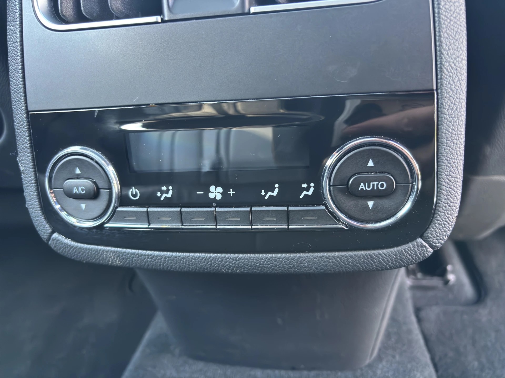 MASERATI Levante 2.0 MHEV GT Hybrid Automatica-image-19