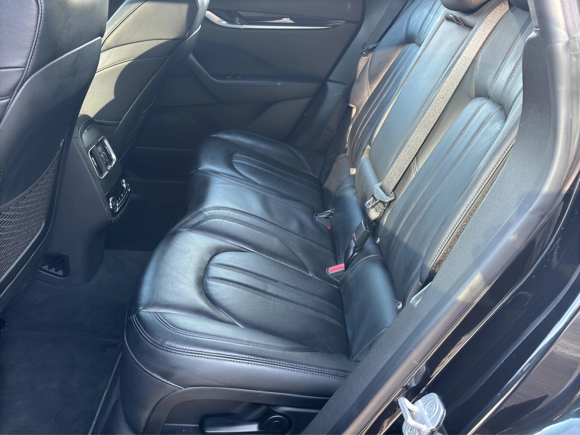 MASERATI Levante 2.0 MHEV GT Hybrid Automatica-image-24