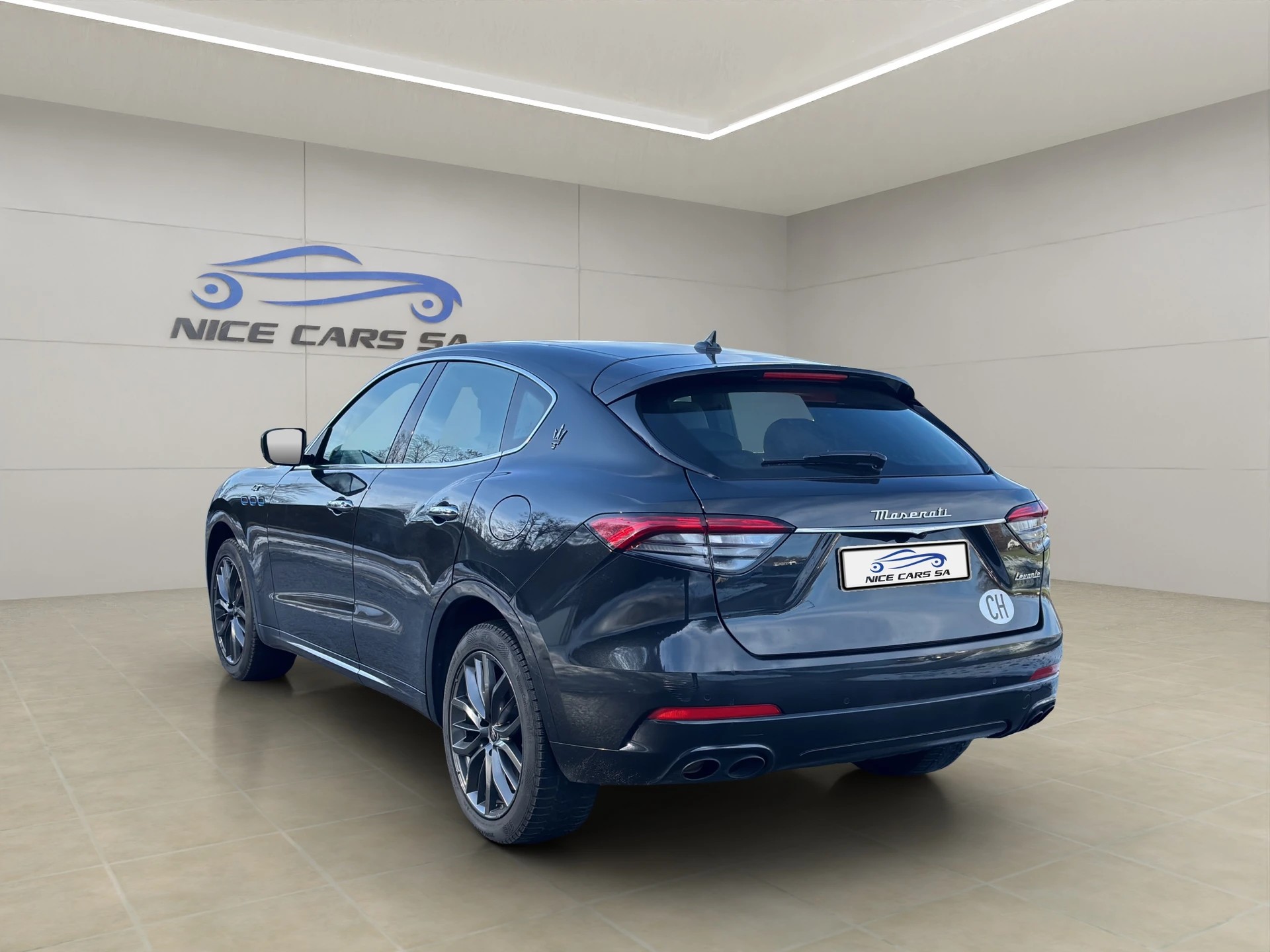 MASERATI Levante 2.0 MHEV GT Hybrid Automatica-image-8