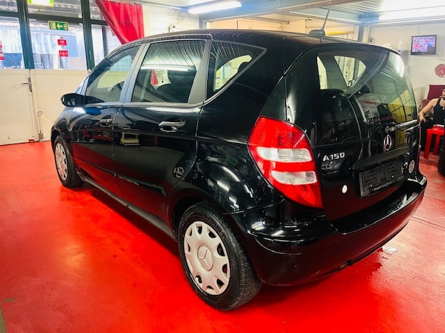 MERCEDES-BENZ A 150 Classic-image-10