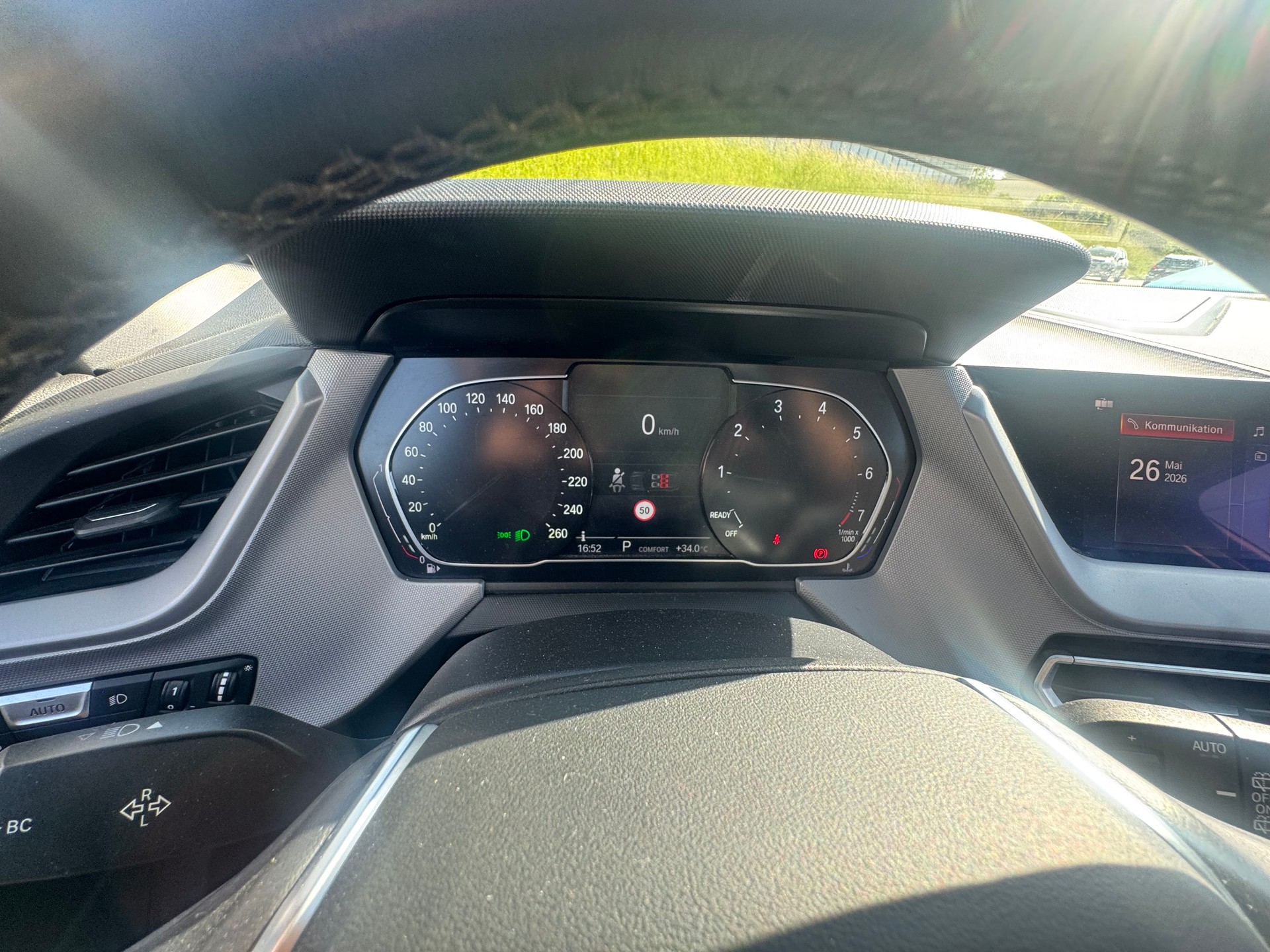 BMW 118i Steptronic Essential Edition-image-8