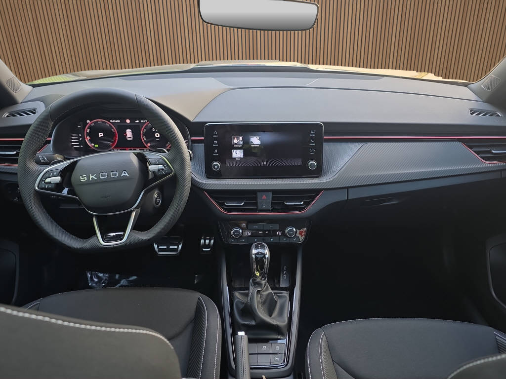 SKODA Kamiq 1.5 TSI Monte Carlo DSG-image-17