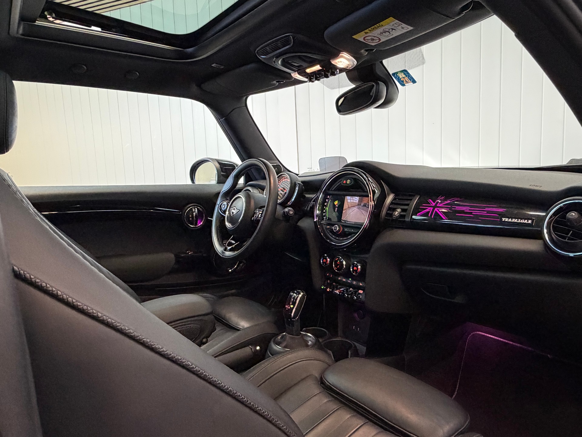 MINI Cooper S Steptronic DKG frisch ab MFK & Service-image-10