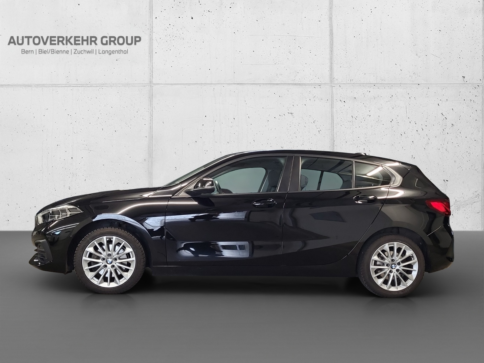BMW 118i Steptronic-image-7