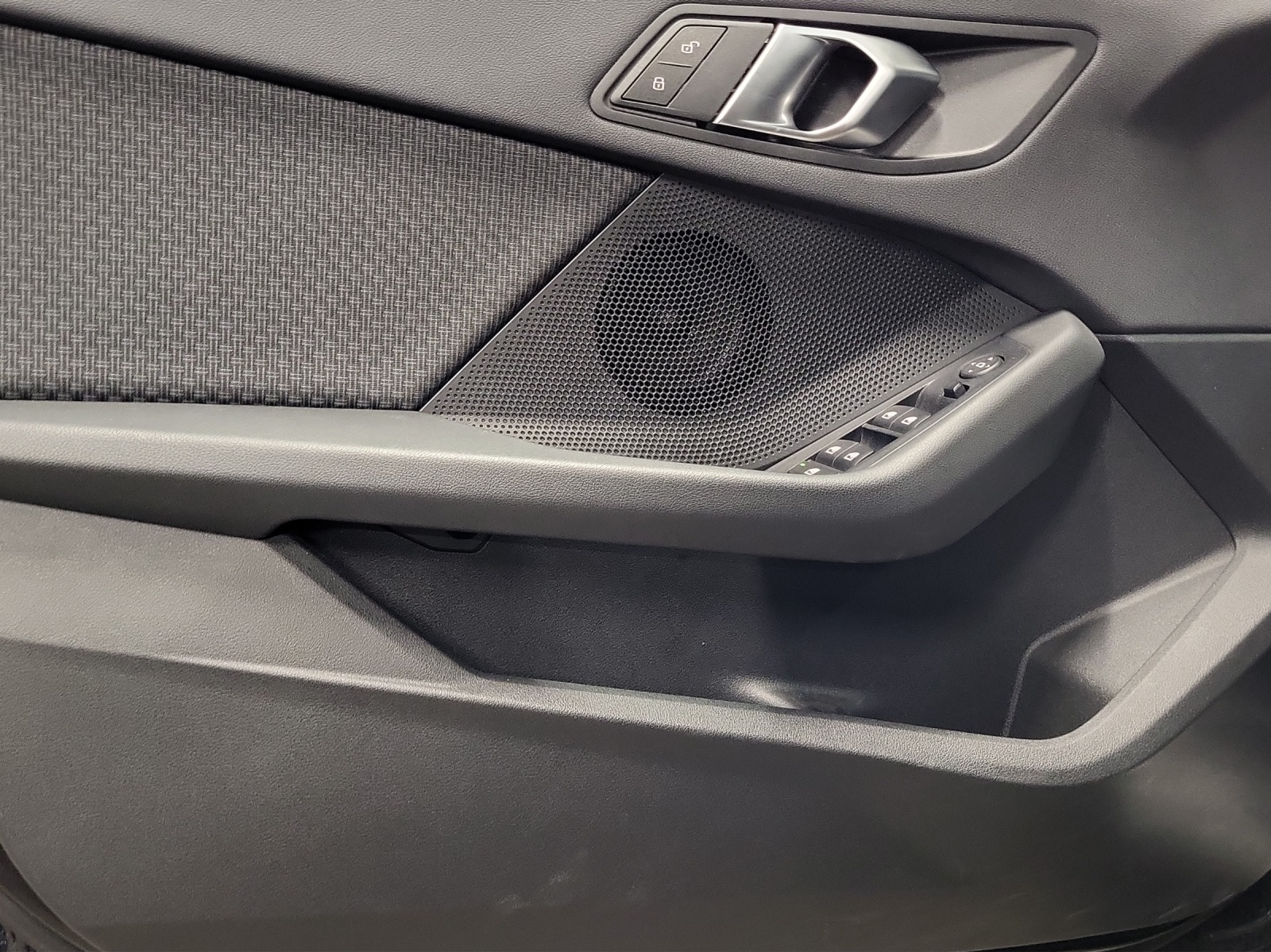 BMW 118i Steptronic-image-17