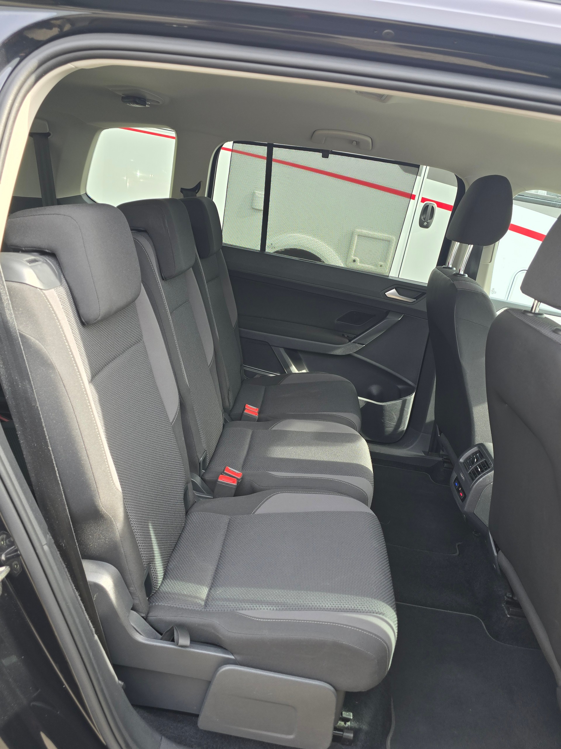 VW Touran 1.4 TSI BlueMotion Technology Family-image-18