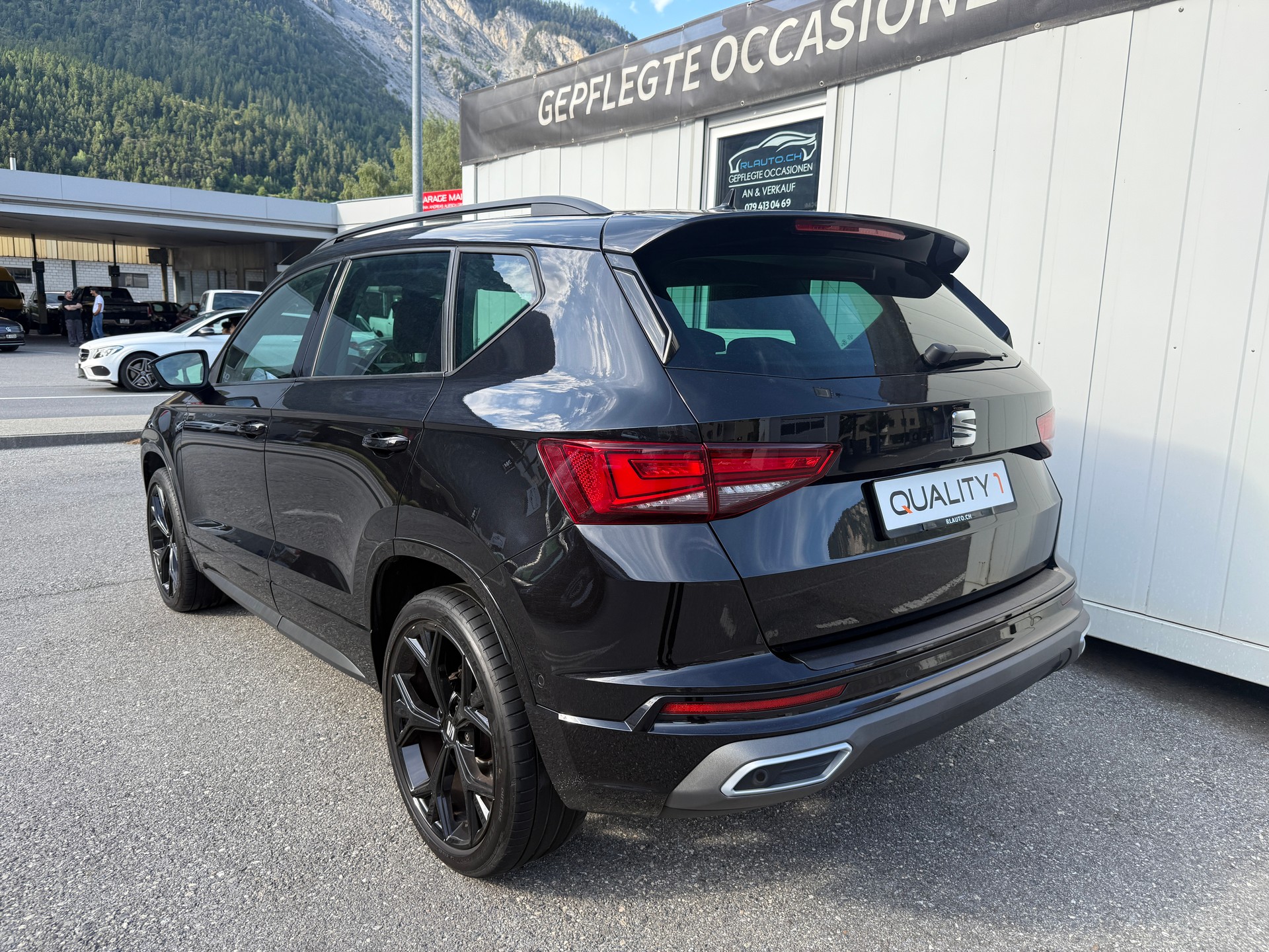 SEAT Ateca 2.0 TDI CR Hola FR DSG 4Drive * 1. HAND * FRISCH MFK * AHK * PANORAMA*-image-5
