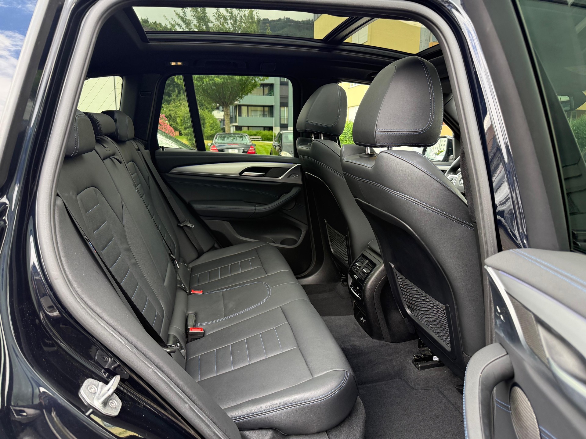 BMW X3 20d xDrive paddles-image-14