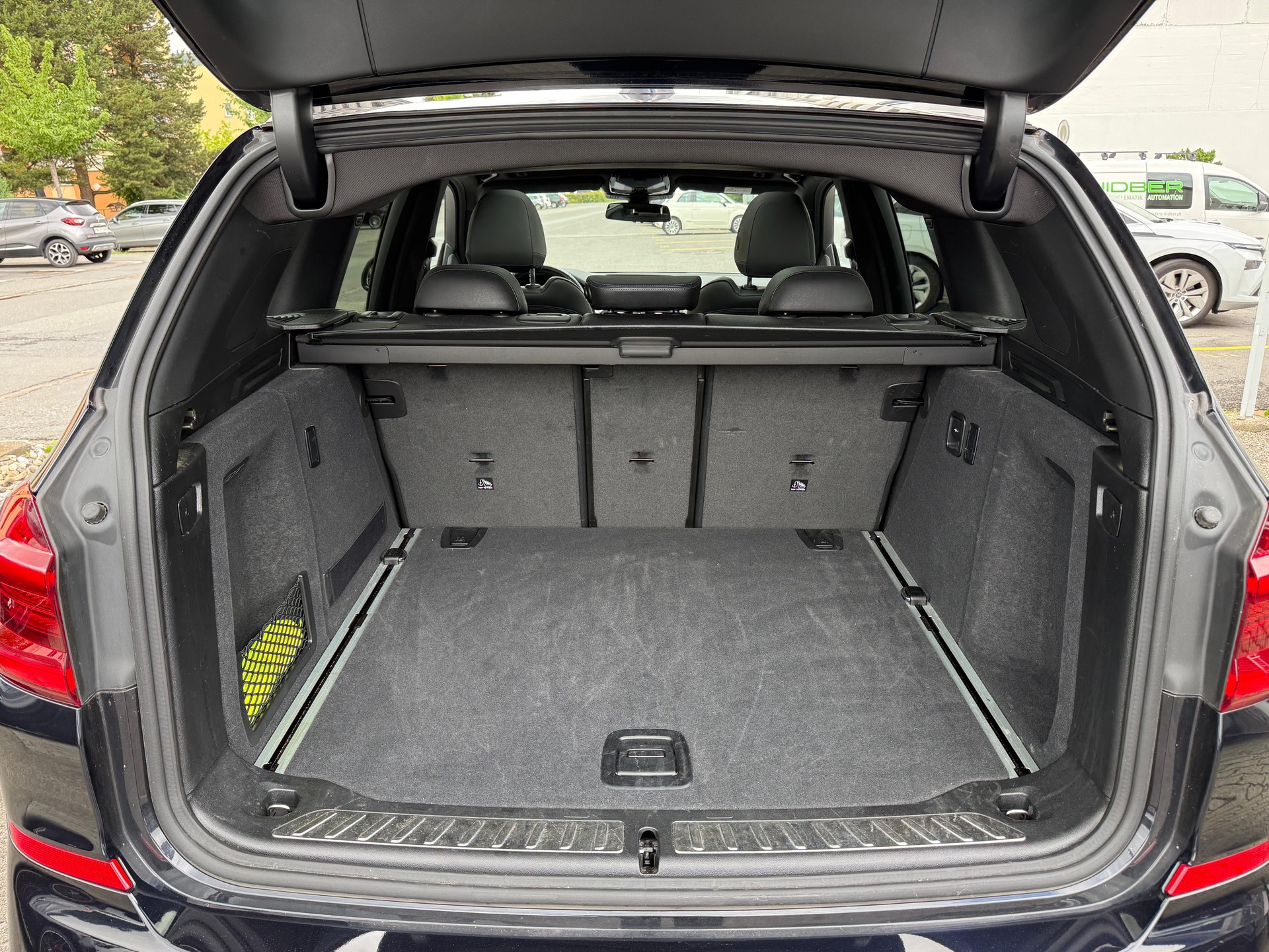 BMW X3 20d xDrive paddles-image-11