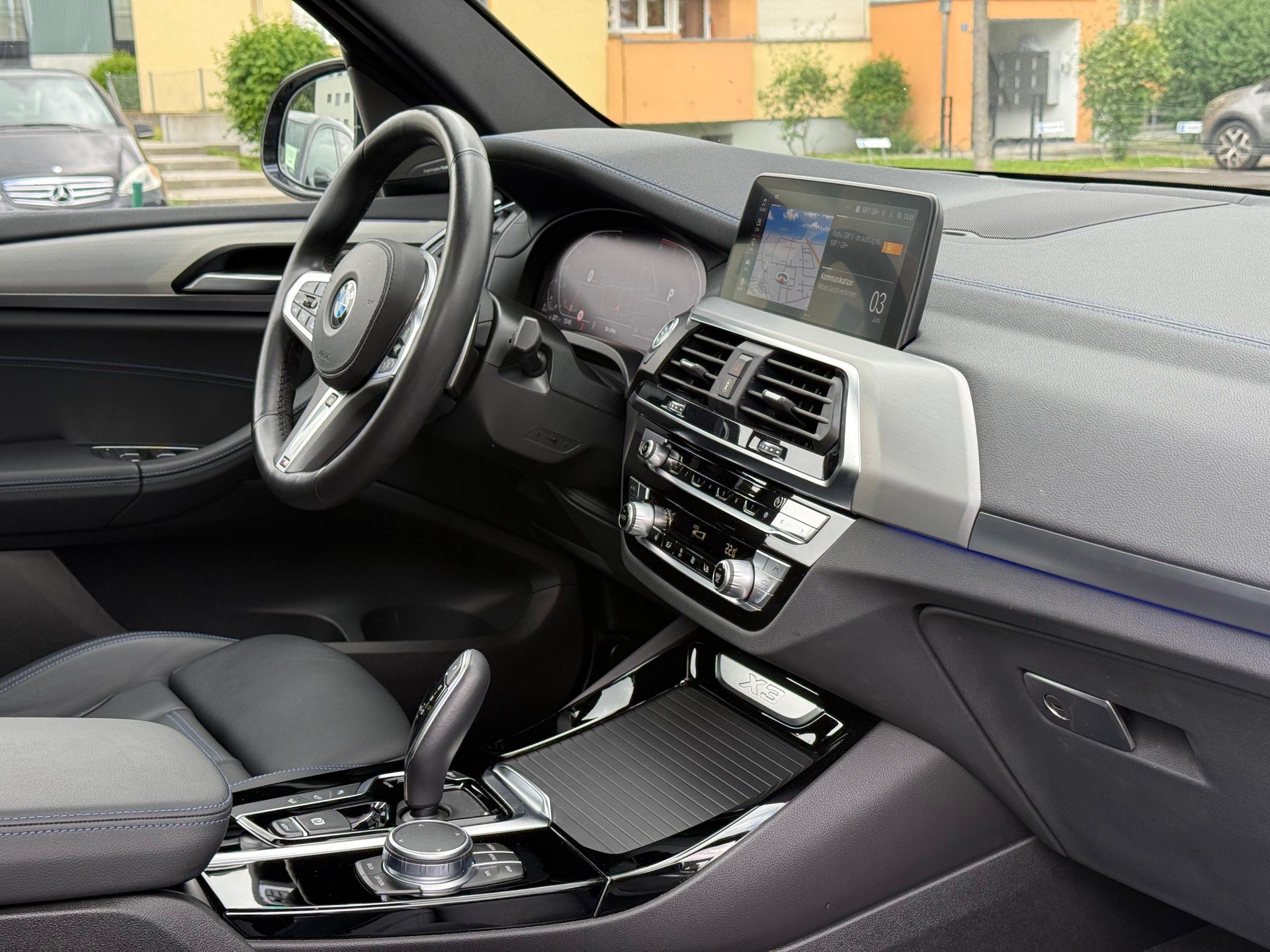 BMW X3 20d xDrive paddles-image-18