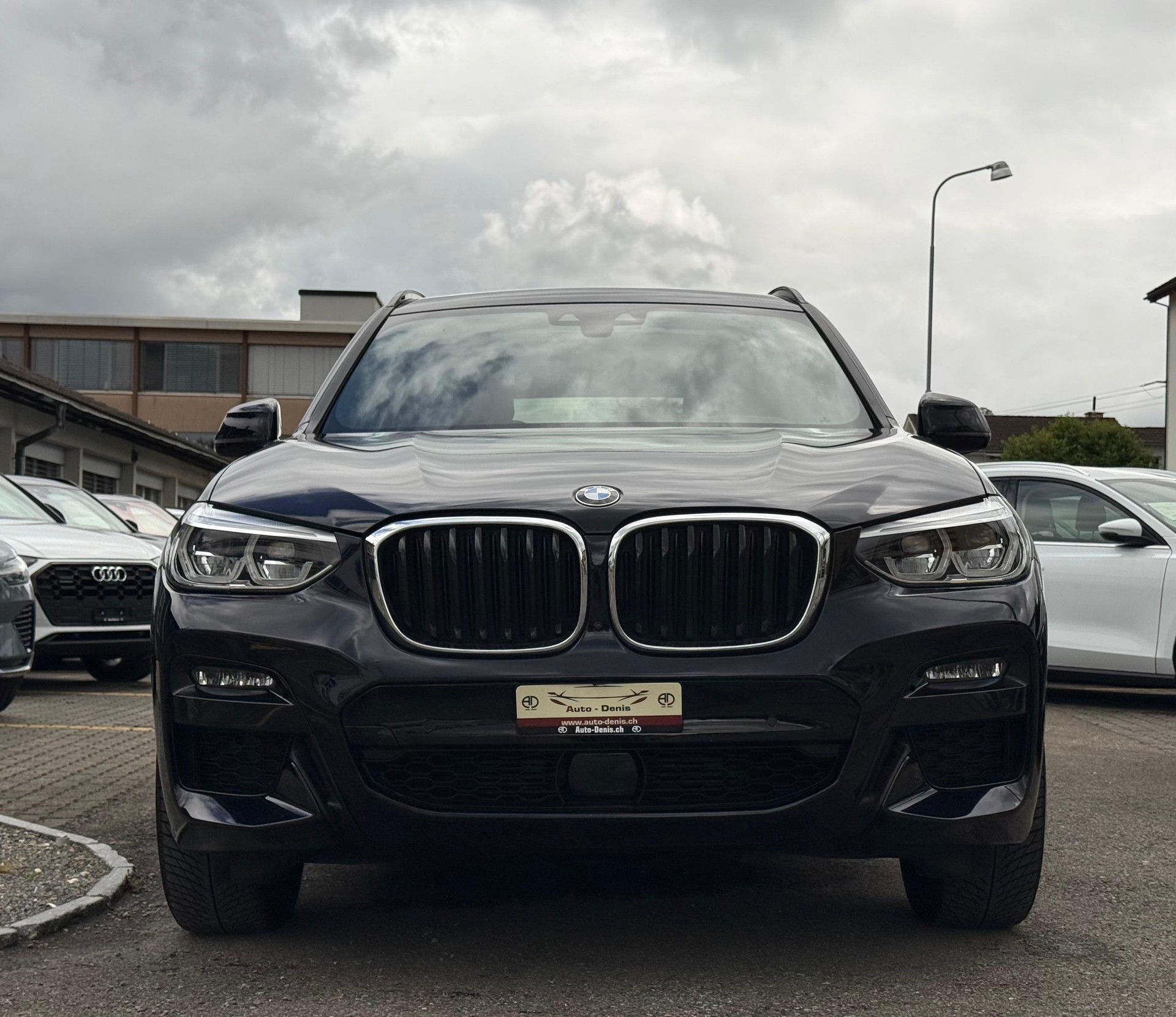 BMW X3 20d xDrive paddles-showroom-element-1