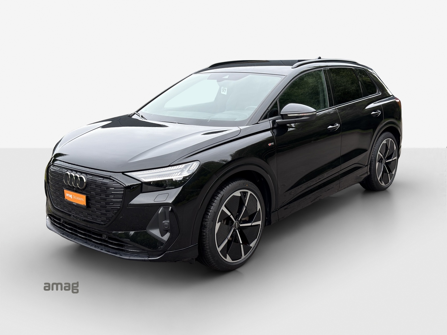 AUDI Q4 e-tron 50 quattro