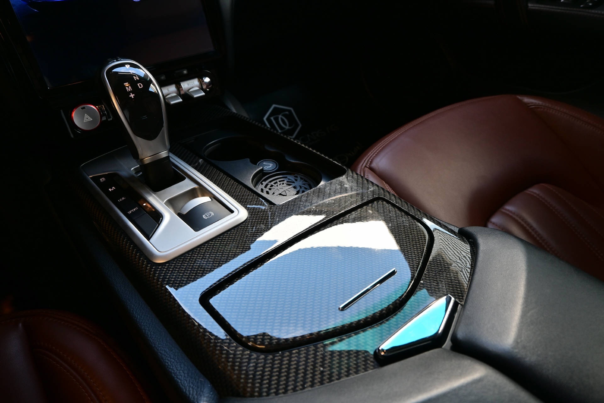 MASERATI Ghibli 3.0 V6 S Q4 **Carbon**-image-19