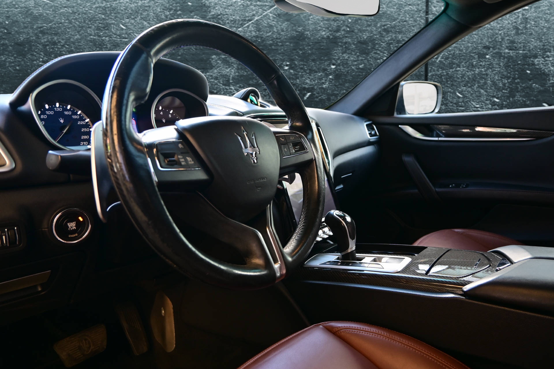 MASERATI Ghibli 3.0 V6 S Q4 **Carbon**-image-8