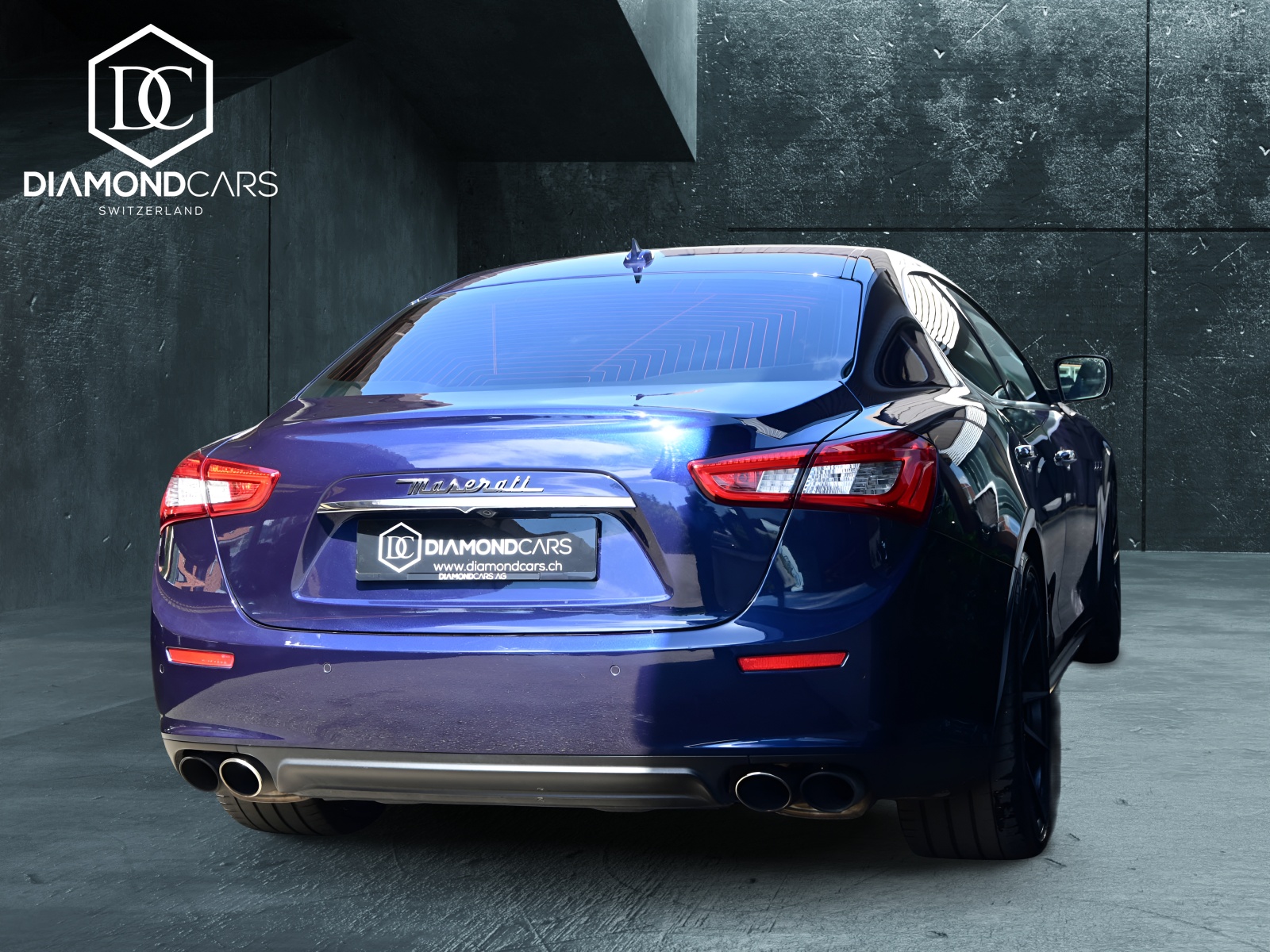 MASERATI Ghibli 3.0 V6 S Q4 **Carbon**-image-6