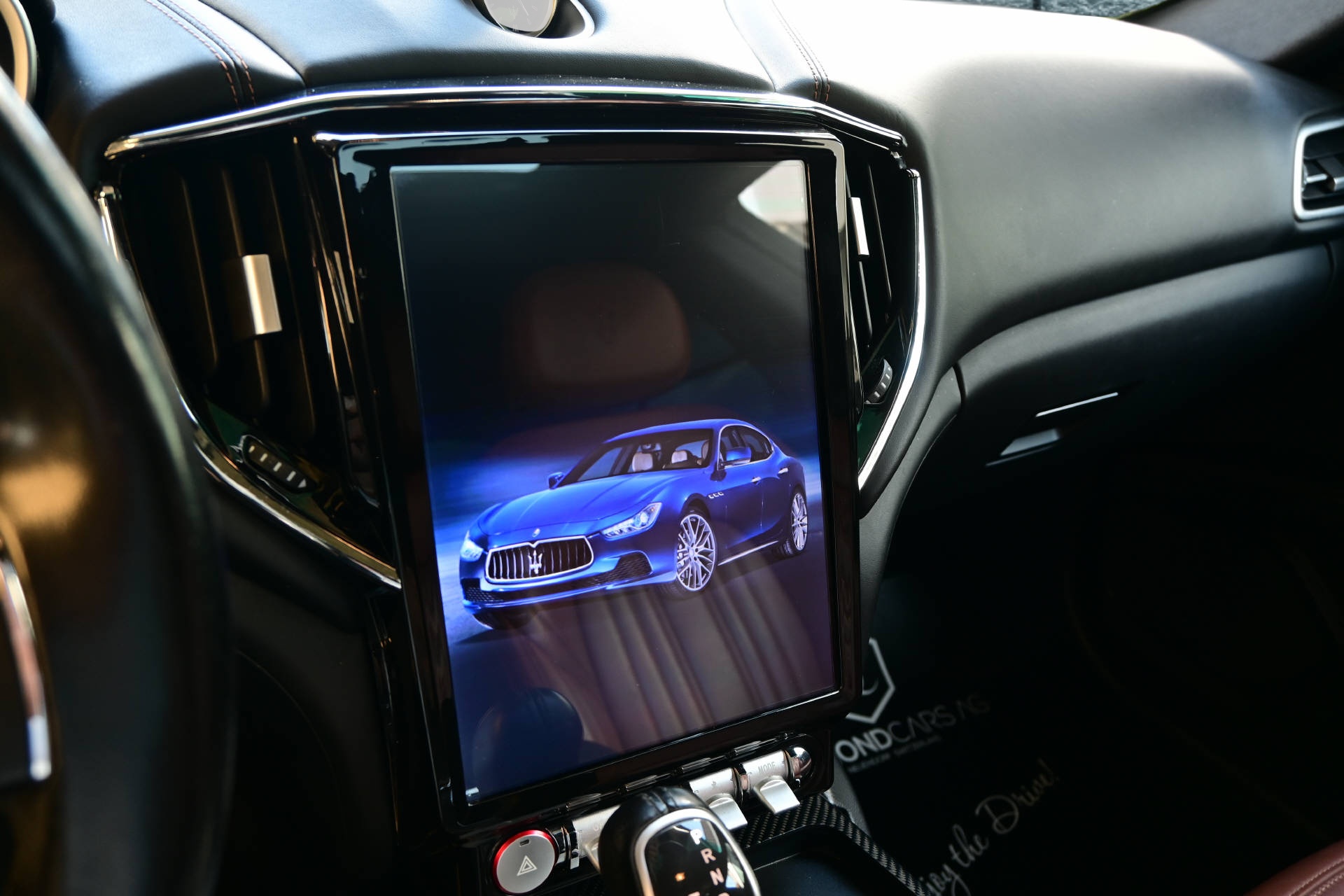 MASERATI Ghibli 3.0 V6 S Q4 **Carbon**-image-17