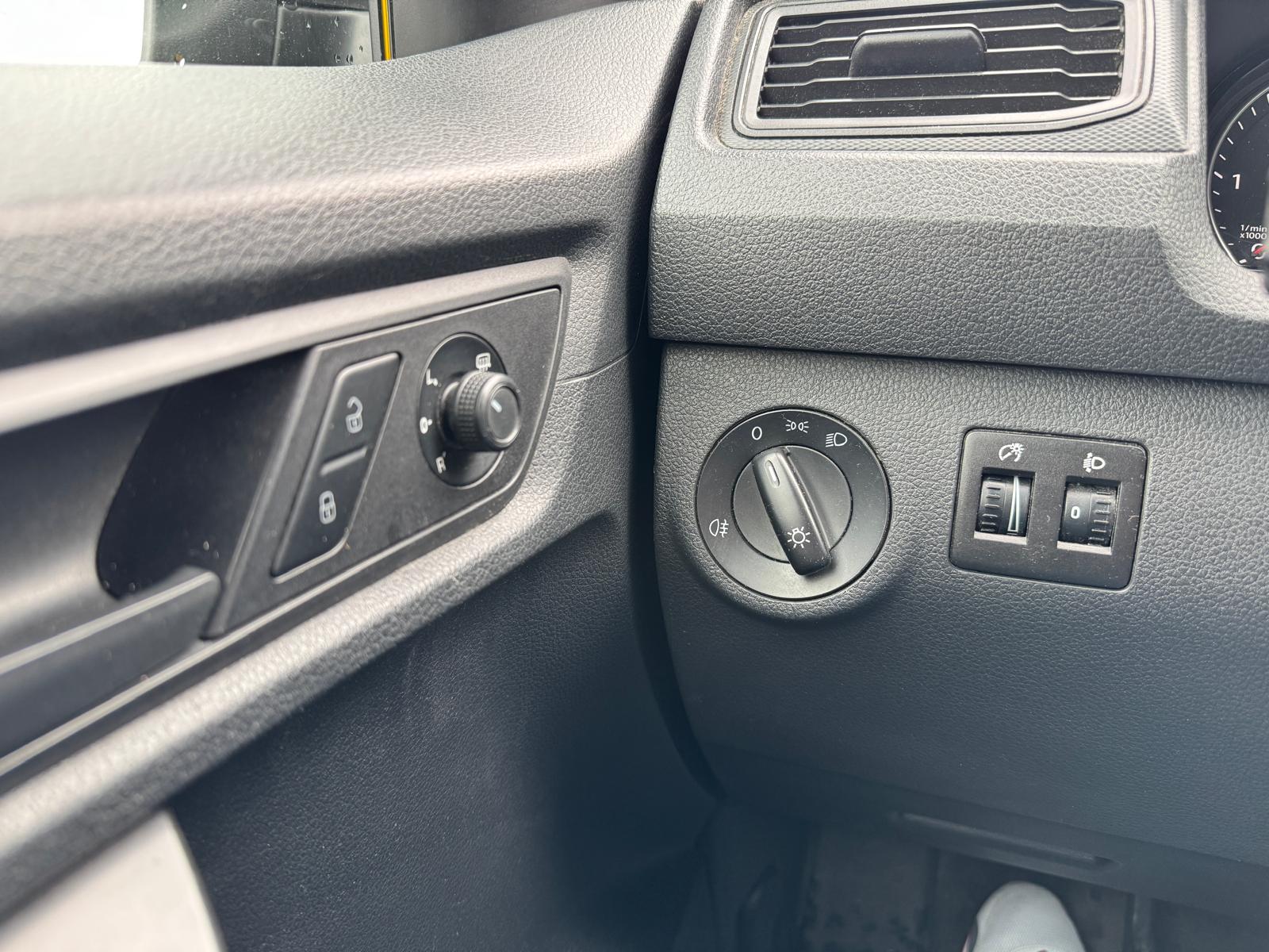 VW Caddy Maxi 2.0TDI 4Motion BlueMotion Technology 4x4 mit Klima-image-15