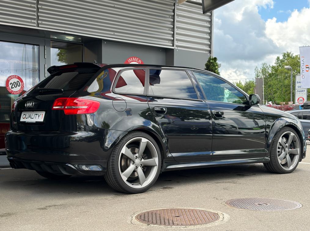 AUDI RS3 Sportback 2.5 TFSi quattro-showroom-element-2