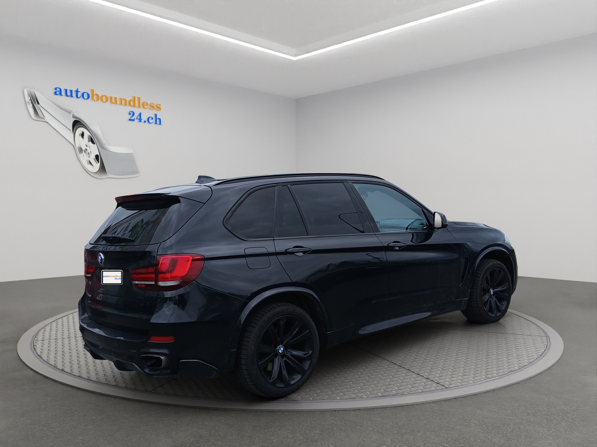 BMW X5 xDrive 50i Steptronic-image-11