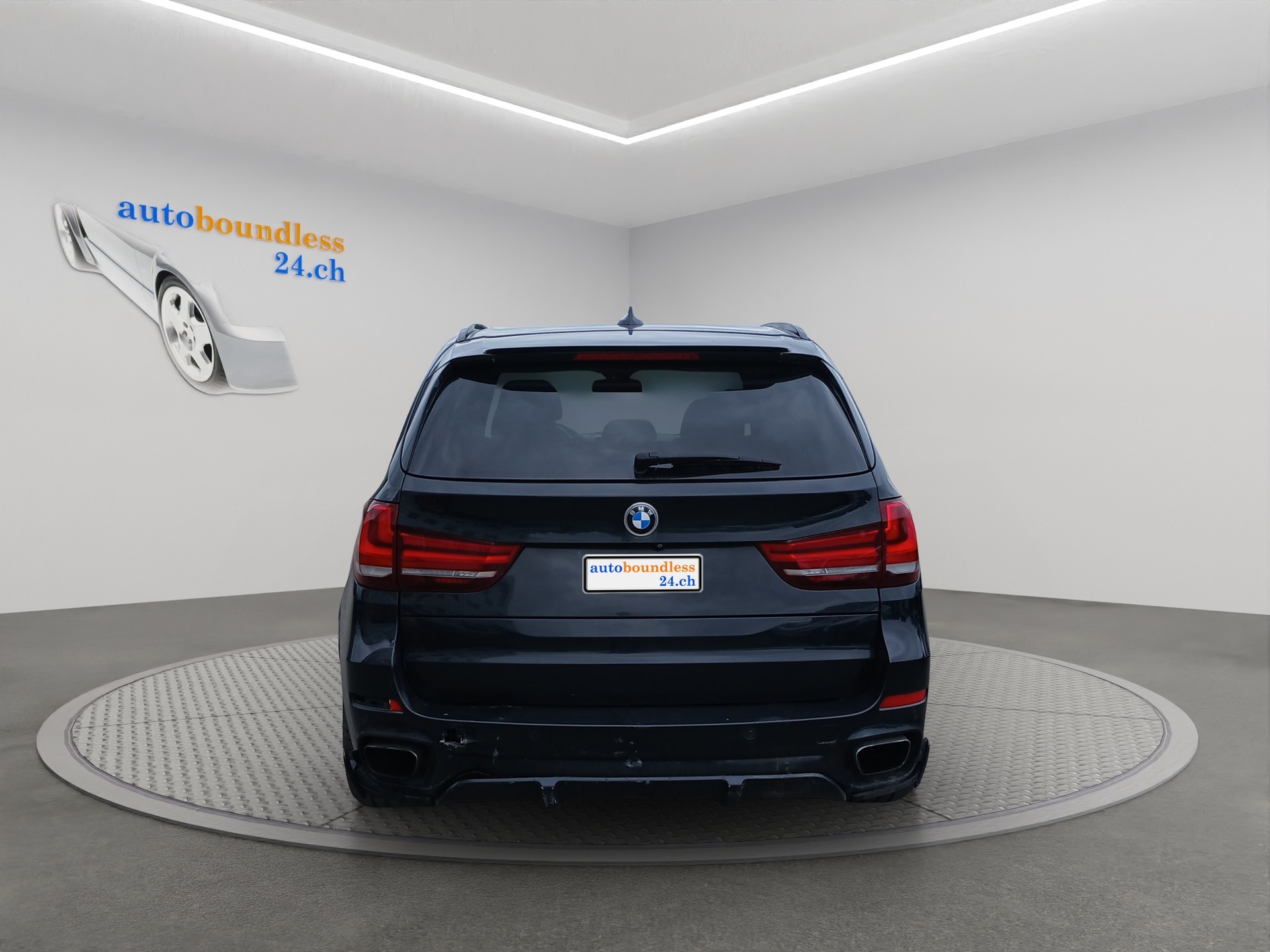 BMW X5 xDrive 50i Steptronic-image-13