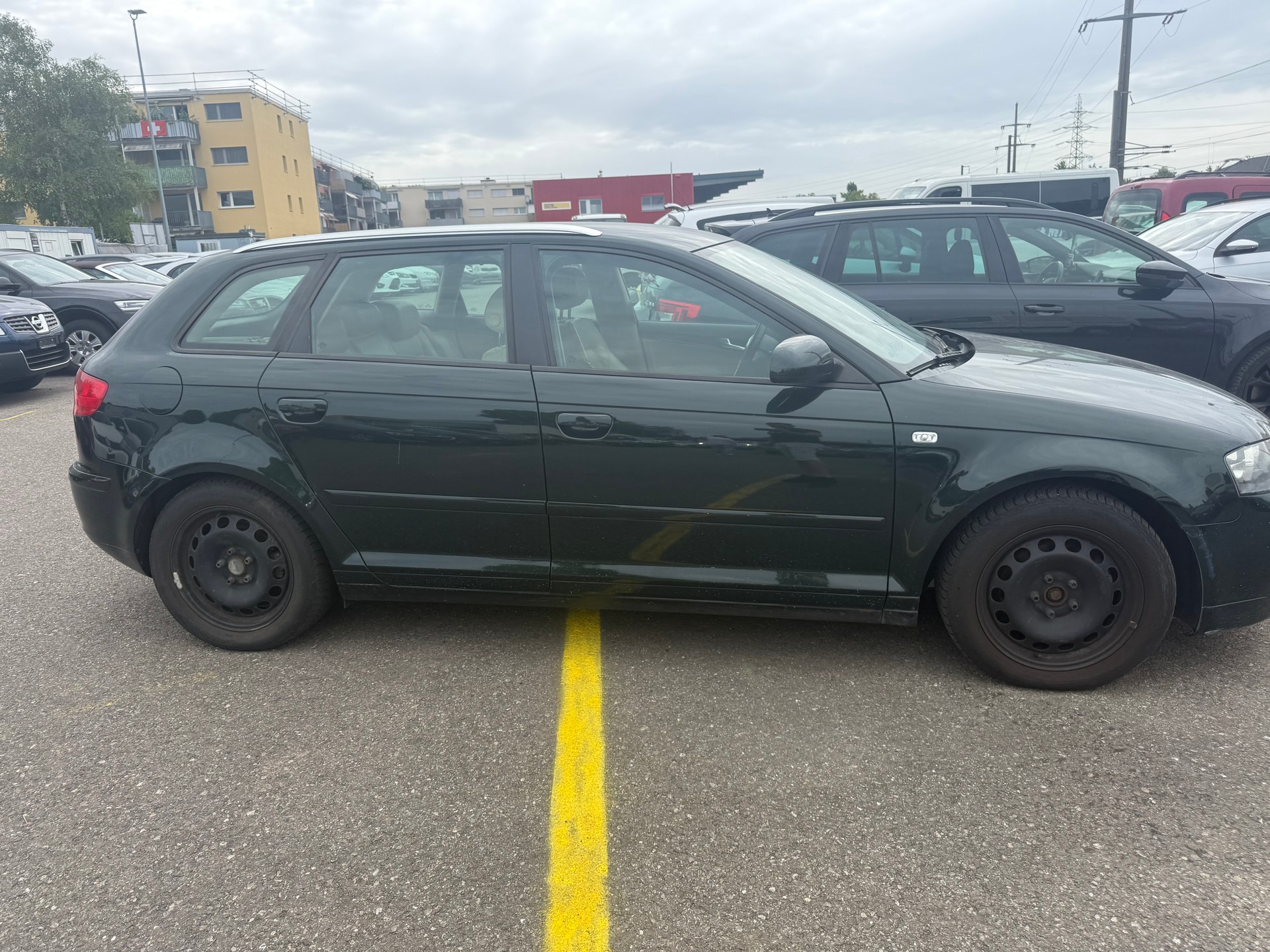 AUDI A3 Sportback 2.0 FSI Ambition-image-3