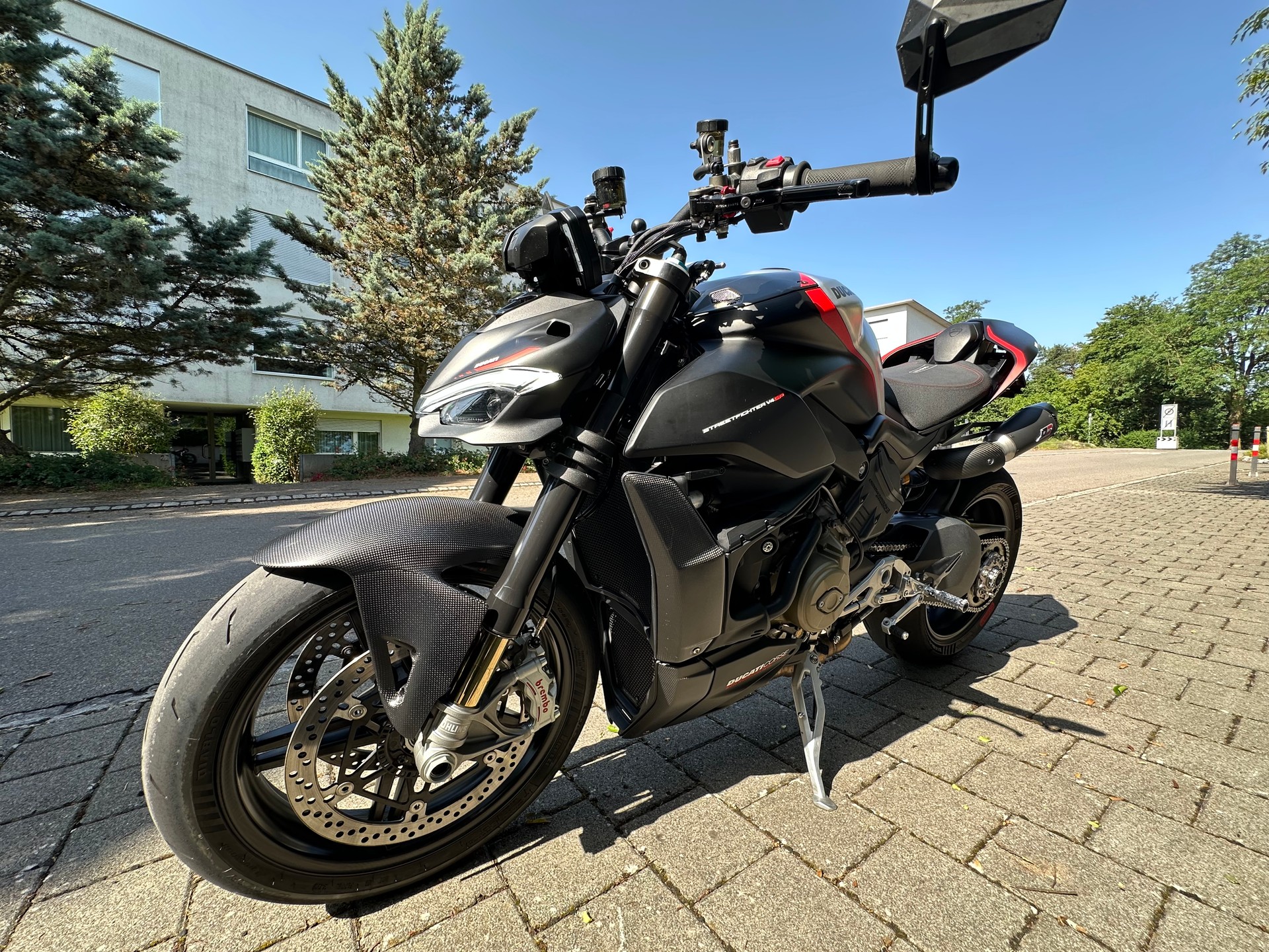 DUCATI Streetfighter V4 SP-image-4