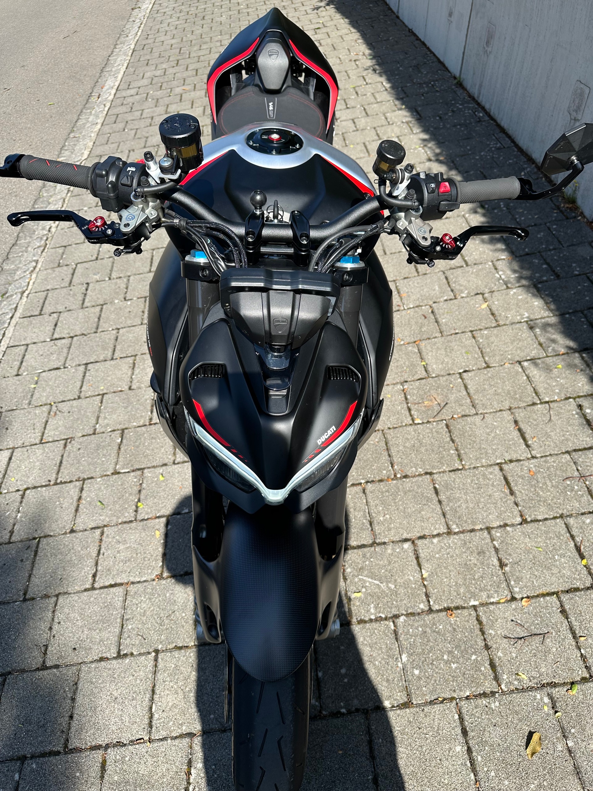 DUCATI Streetfighter V4 SP-image-6