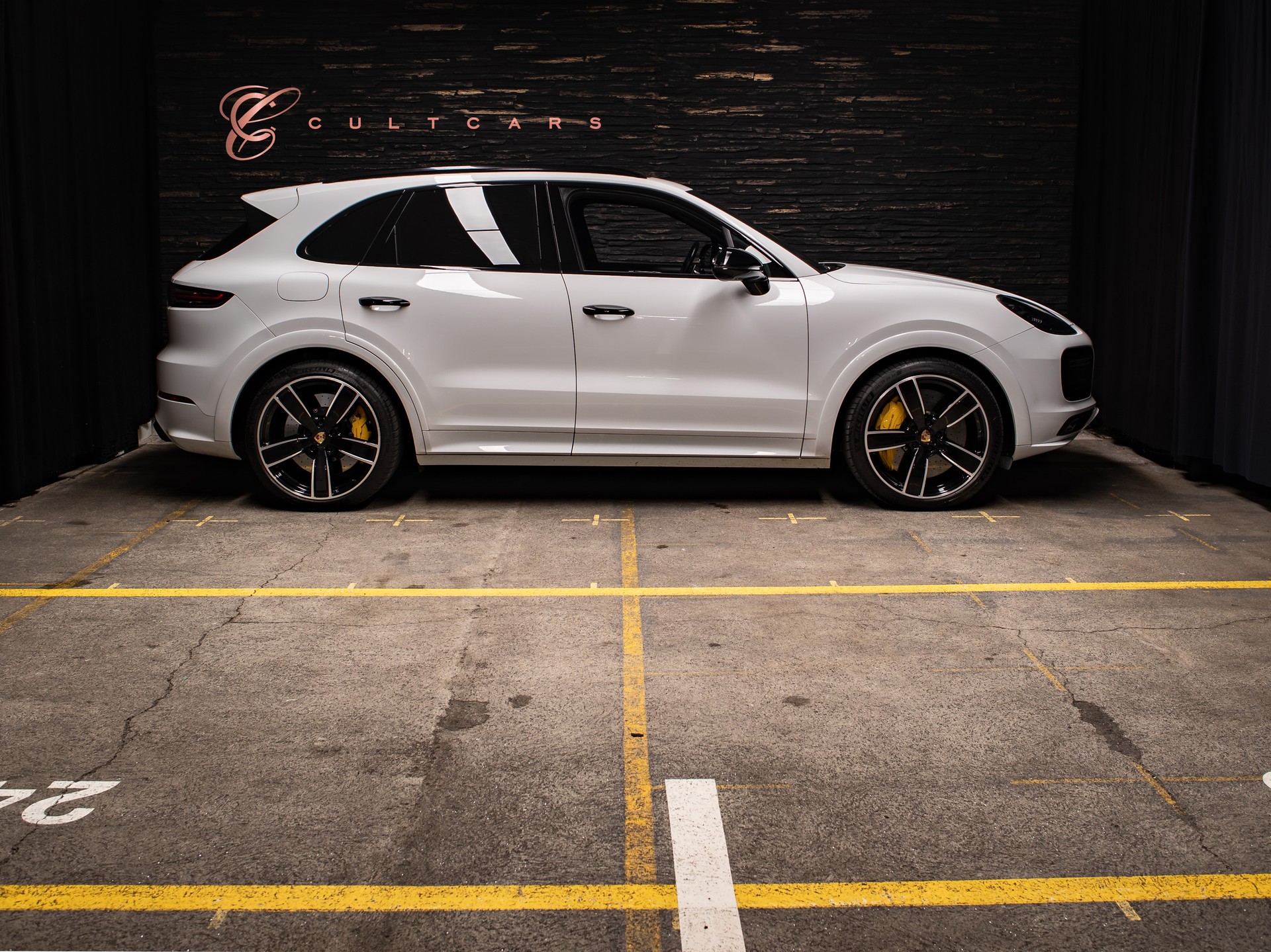PORSCHE Cayenne Turbo S E-Hybrid