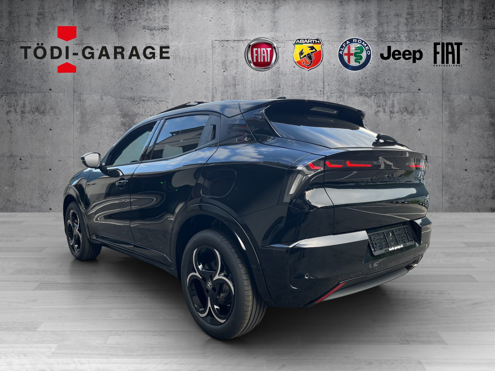 ALFA ROMEO Junior 1.2 TI SKY Q4-showroom-element-3