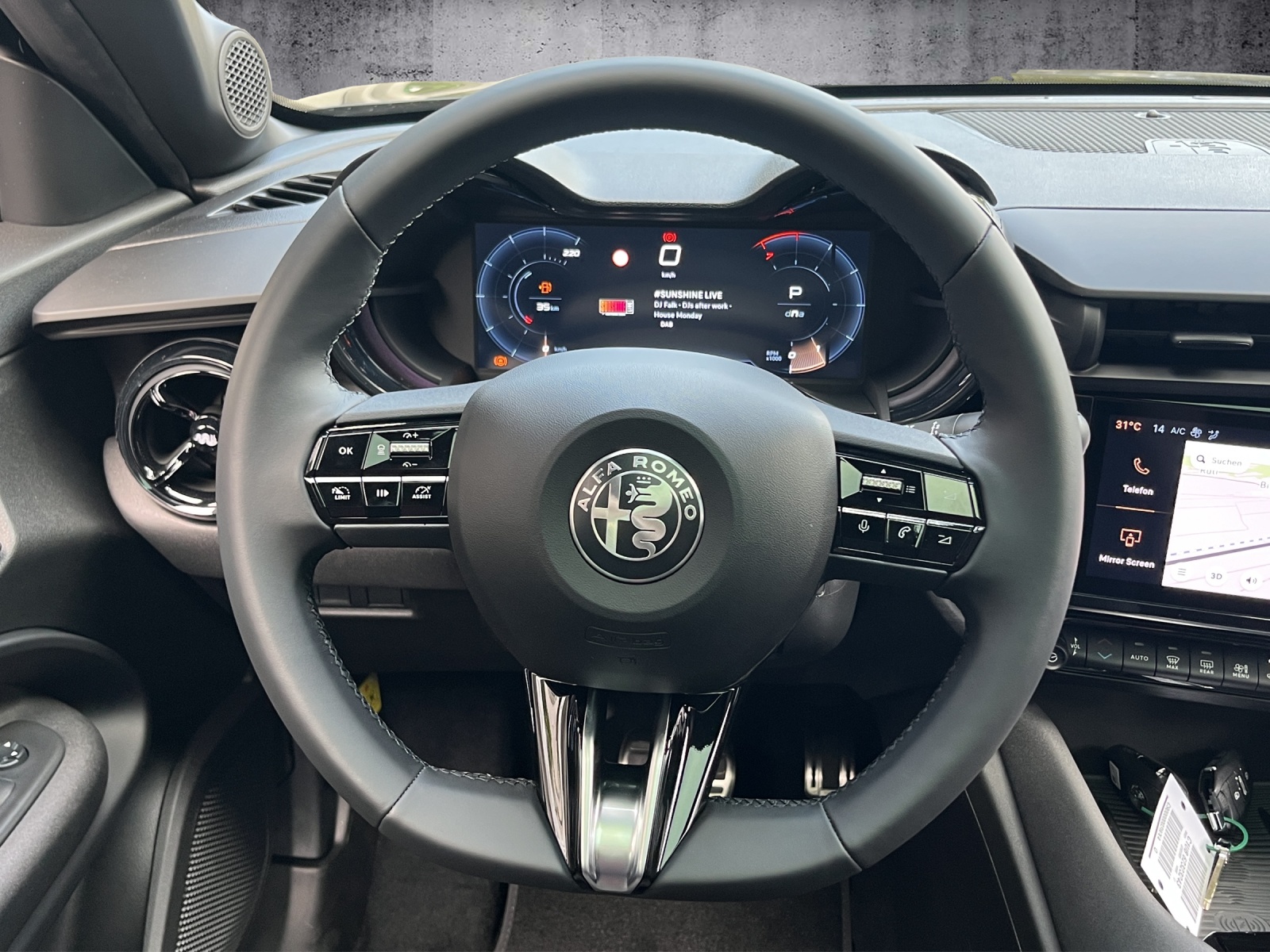ALFA ROMEO Junior 1.2 TI SKY Q4-image-9