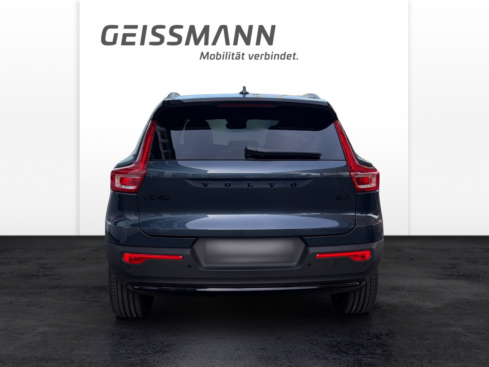VOLVO XC40 2.0 B4 MH Black Edition-image-7