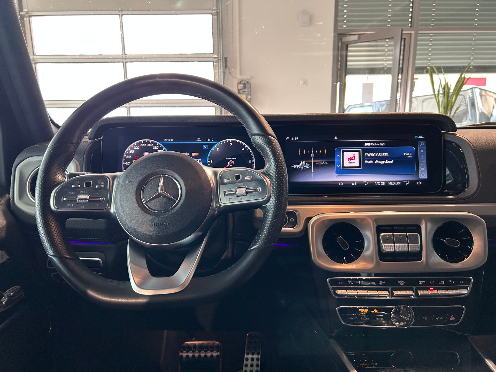 MERCEDES-BENZ G 350 d AMG Line 9G-Tronic !-image-18