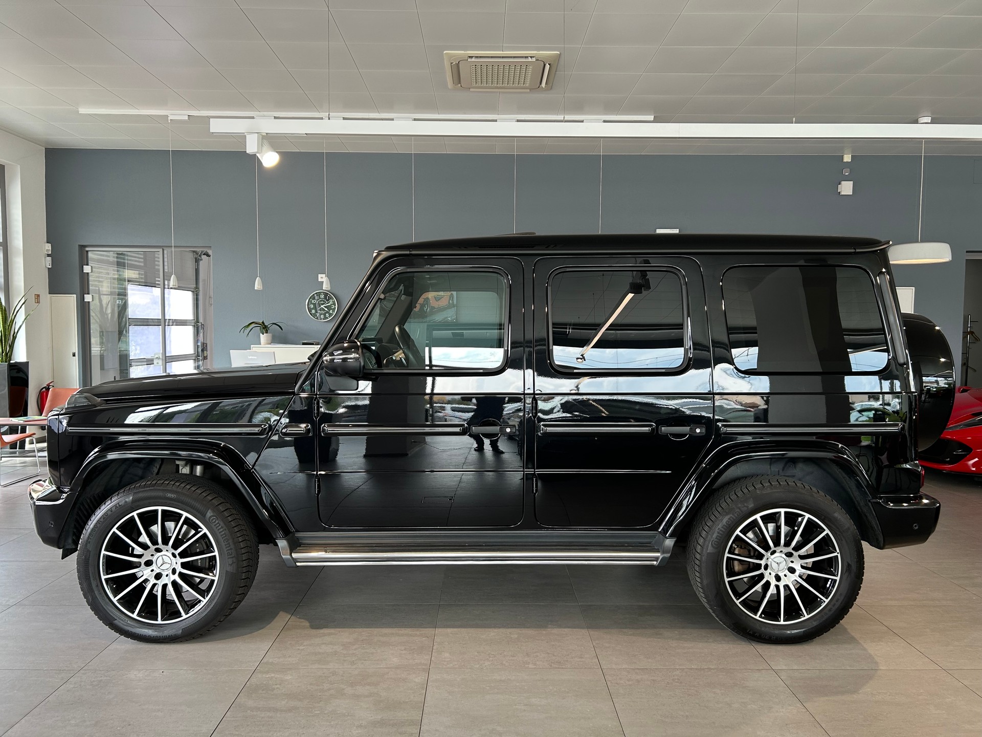 MERCEDES-BENZ G 350 d AMG Line 9G-Tronic !-showroom-element-3