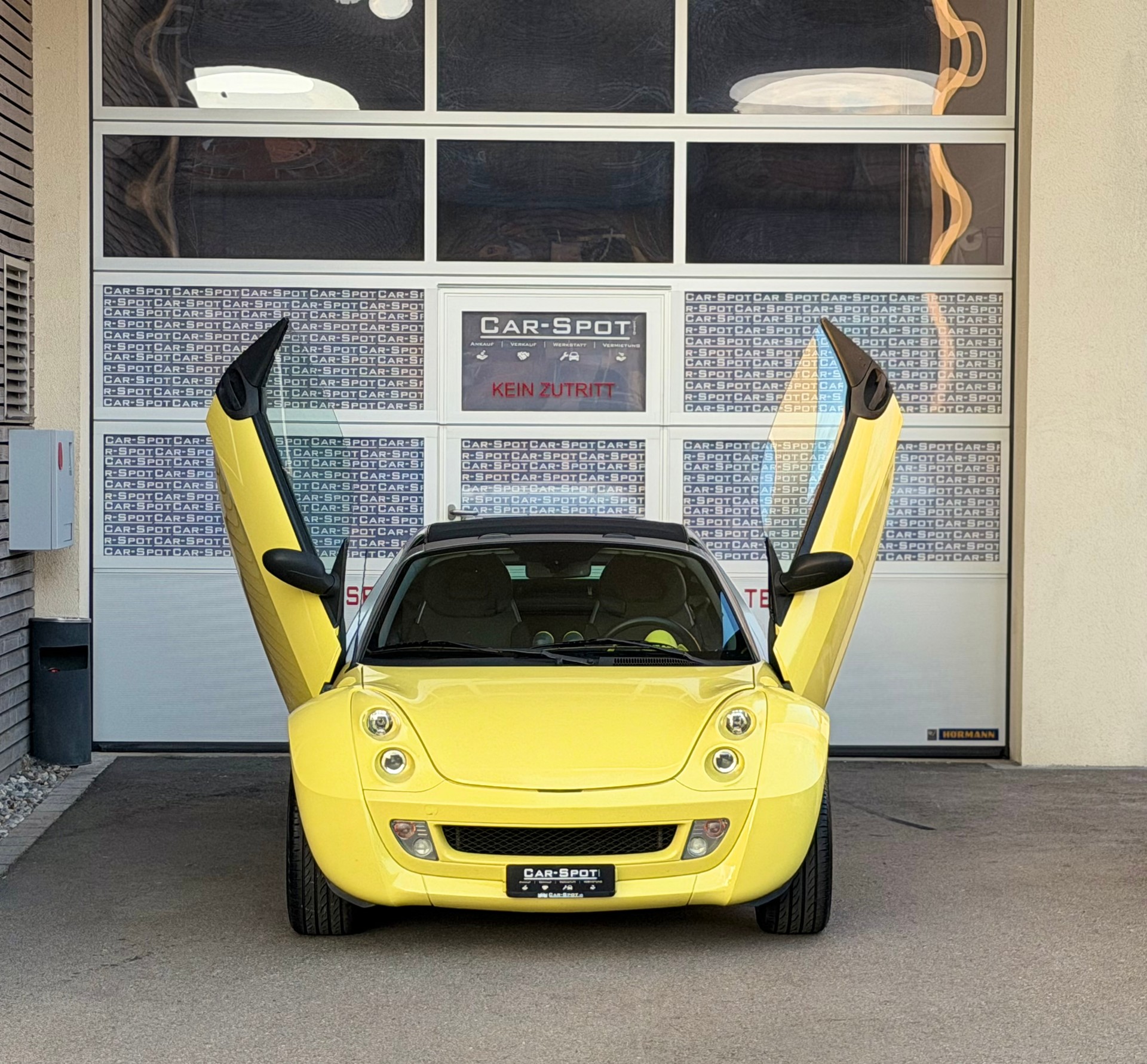 SMART roadster-coupé-showroom-element-3