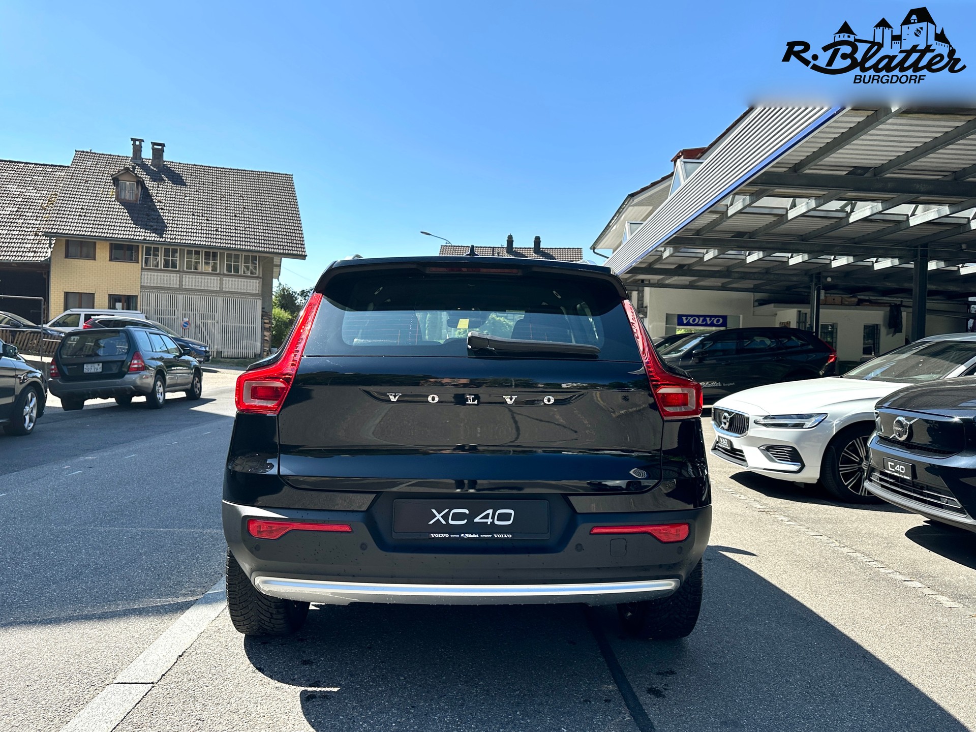 VOLVO XC40 T2 Core Geartronic-showroom-element-3