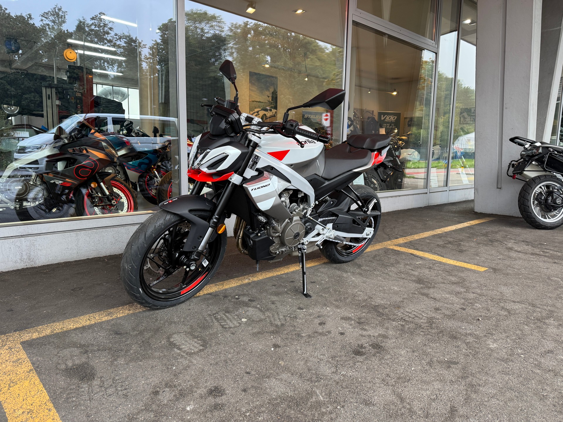 APRILIA Tuono 457 (35kW) E5+-image-6
