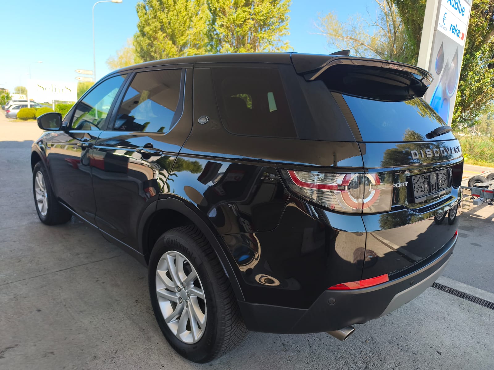 LAND ROVER Discovery Sport 2.0 TD4 HSE Luxury AT9-showroom-element-2