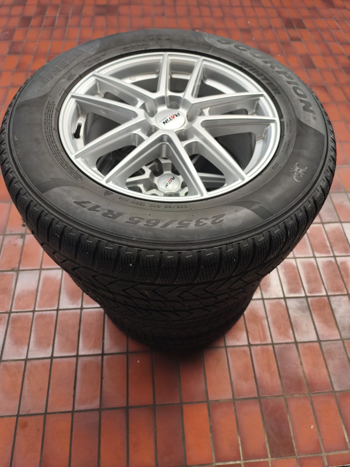 LAND ROVER Discovery Sport 2.0 TD4 HSE Luxury AT9-image-28