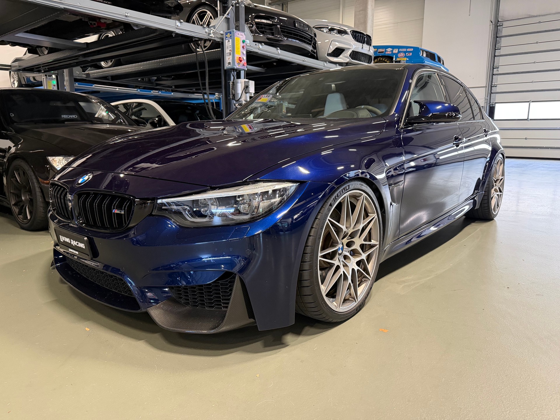 BMW M3 Competition Drivelogic *Tanzanite-Grail*-image-1