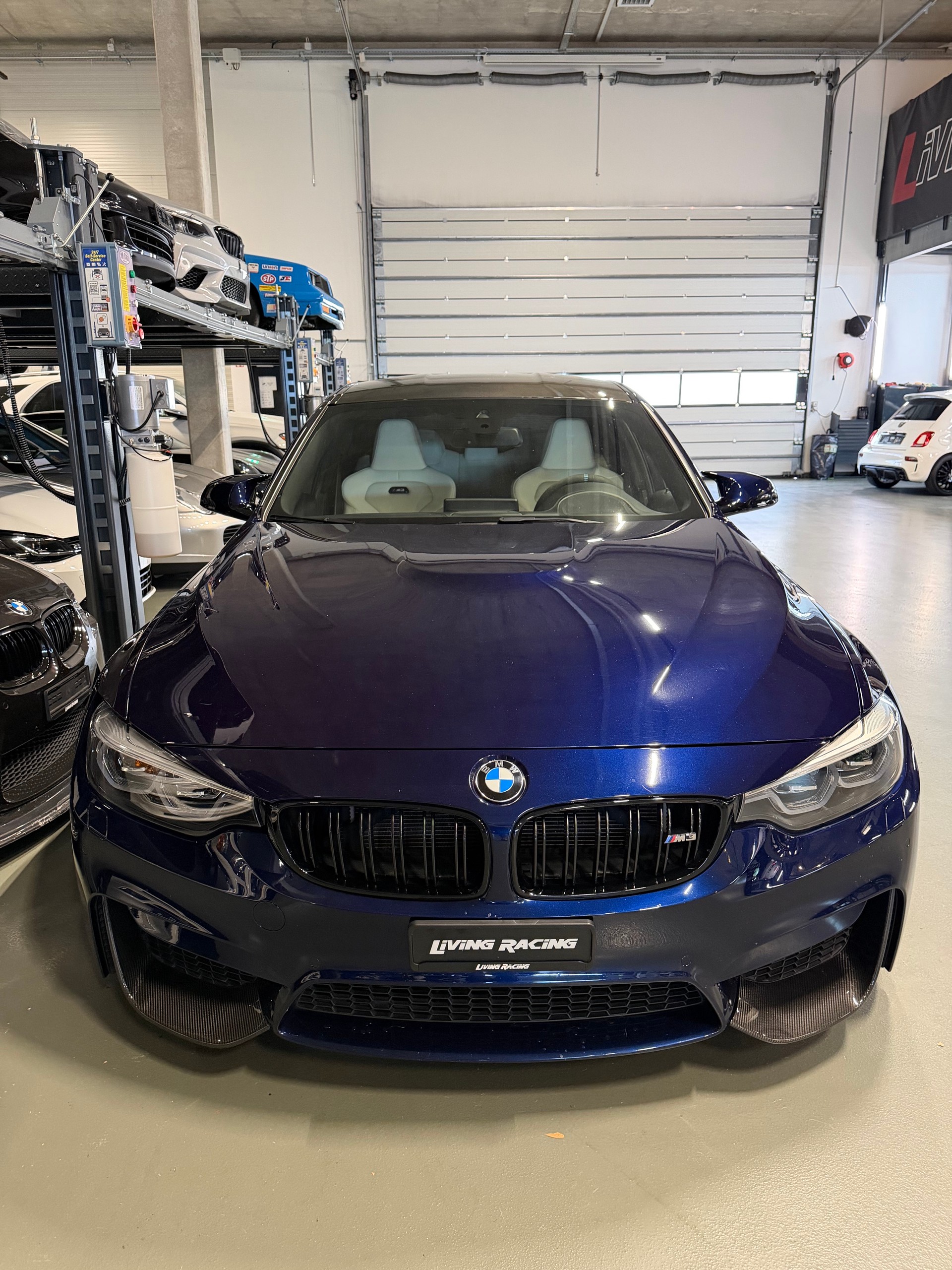BMW M3 Competition Drivelogic *Tanzanite-Grail*-image-5